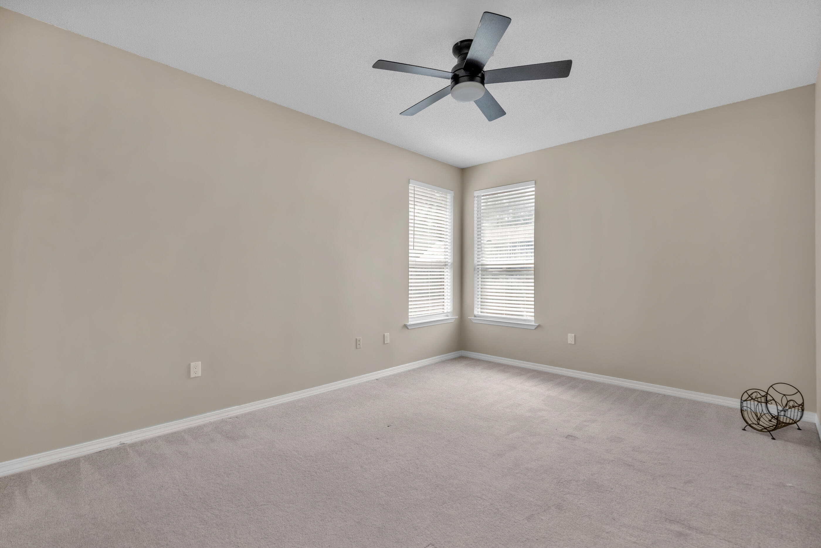 COSTA VERDE - Residential