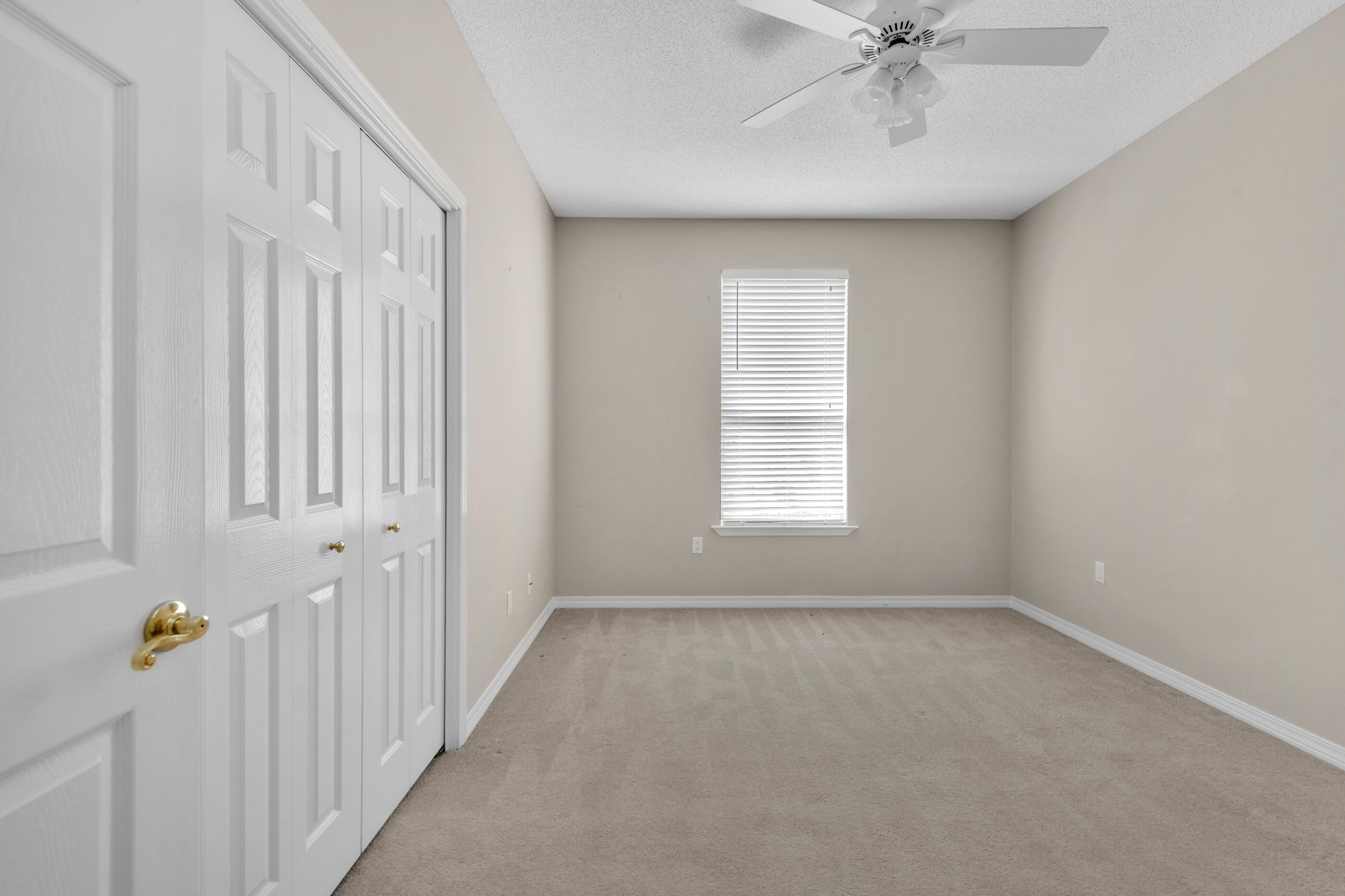 COSTA VERDE - Residential