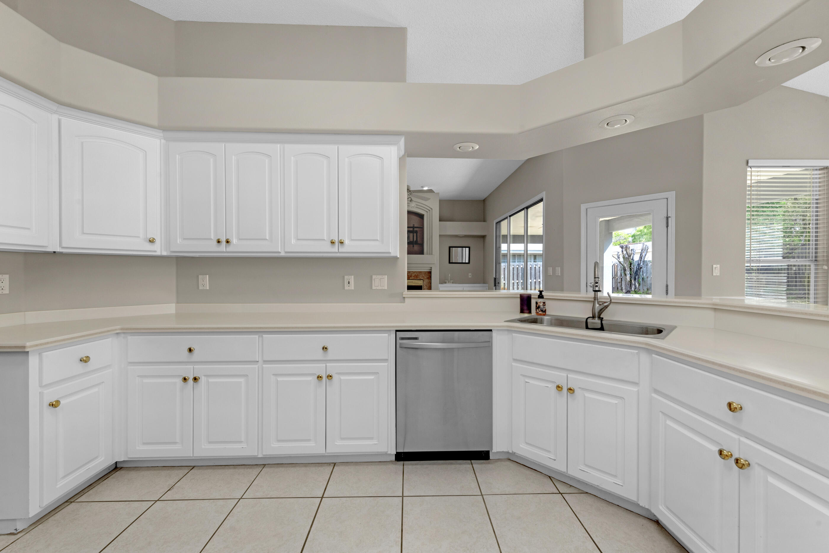 COSTA VERDE - Residential