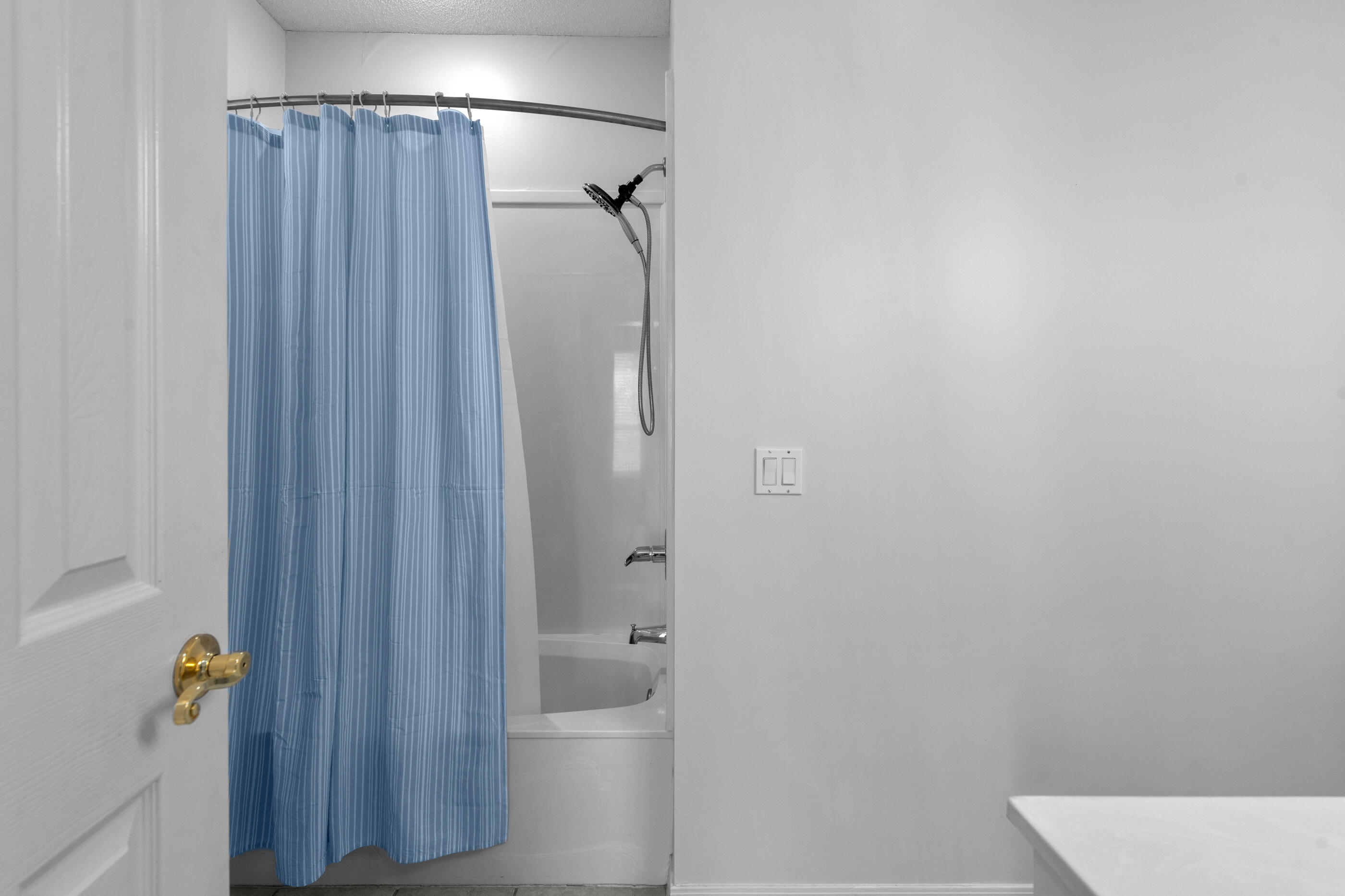 COSTA VERDE - Residential