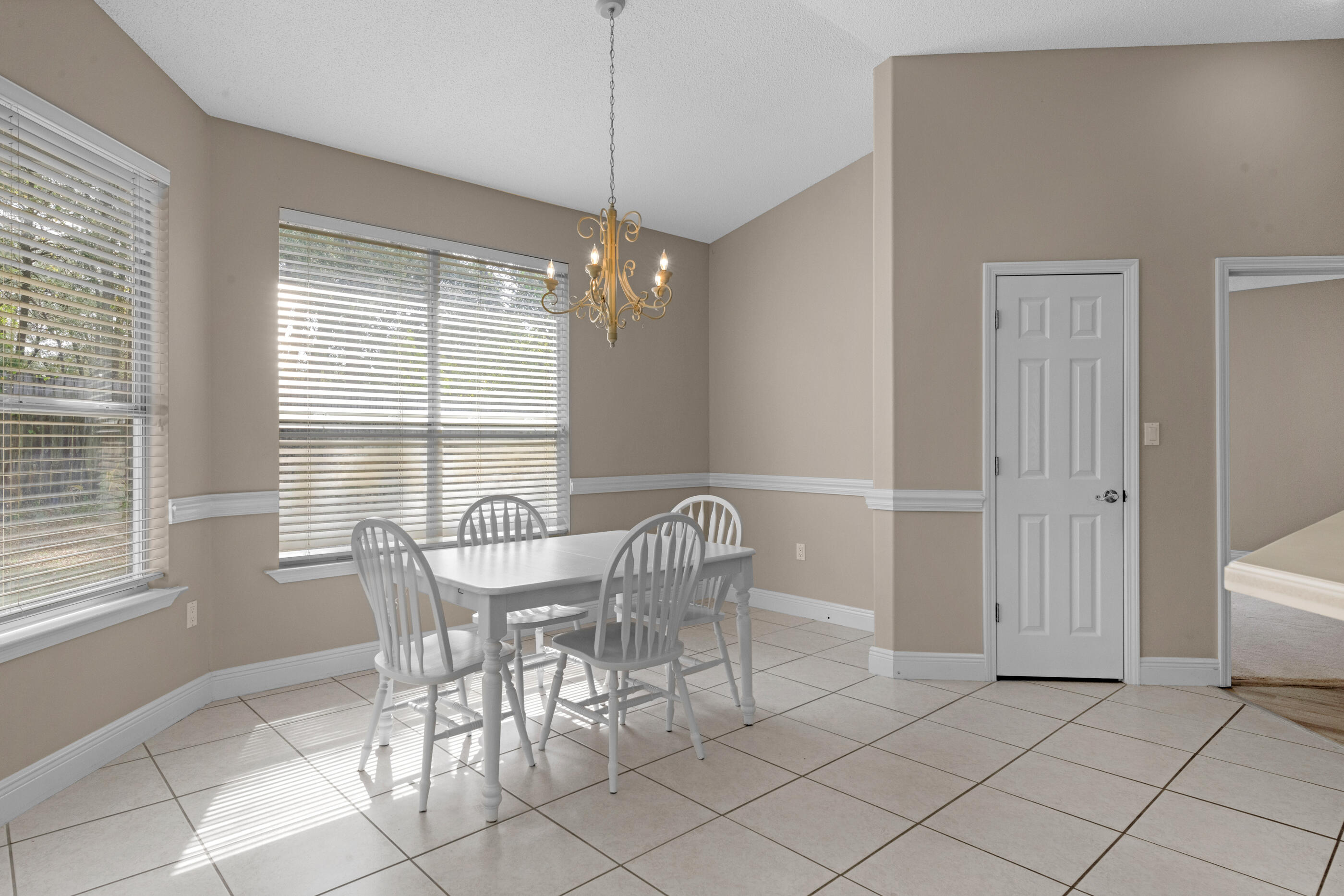 COSTA VERDE - Residential