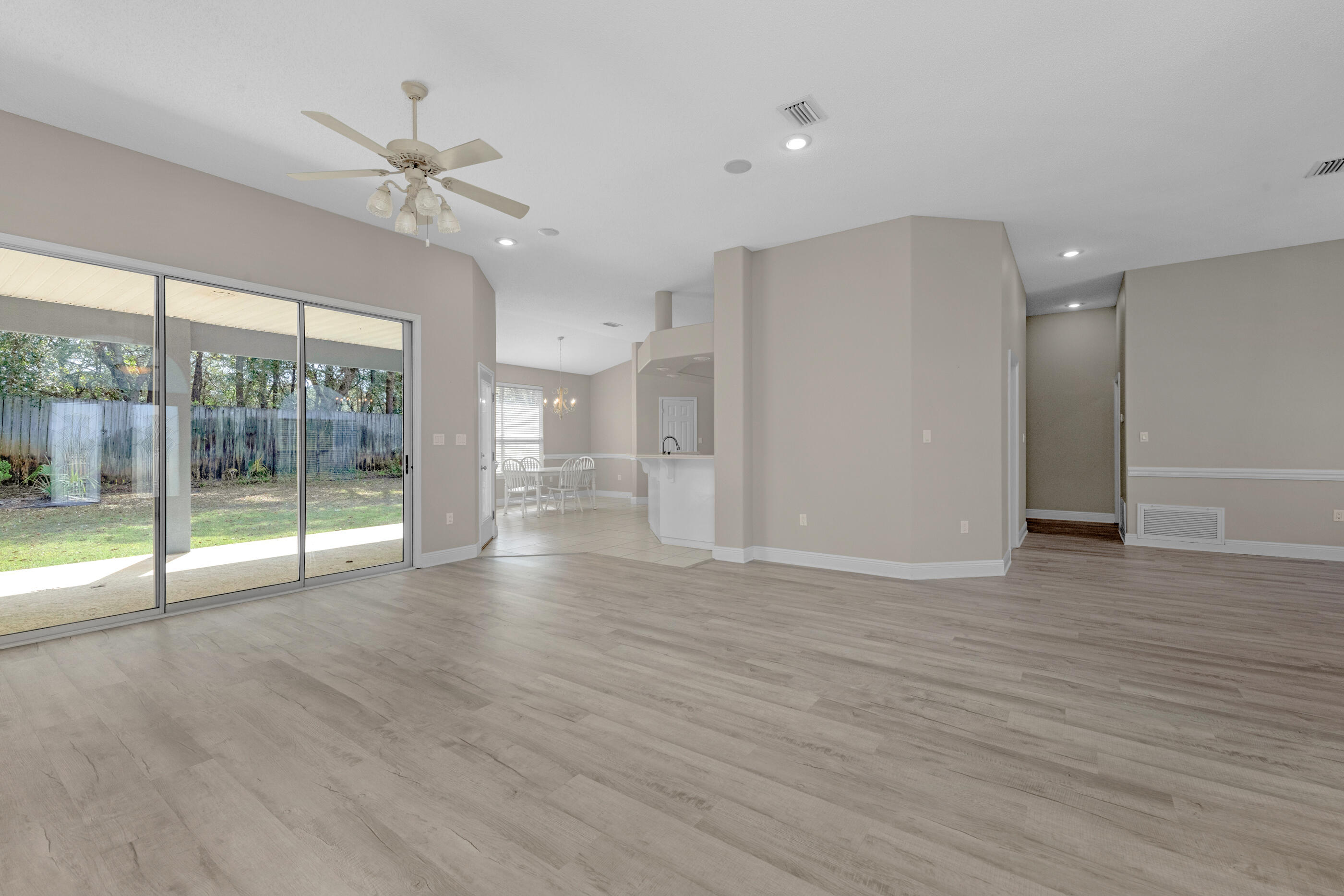 COSTA VERDE - Residential