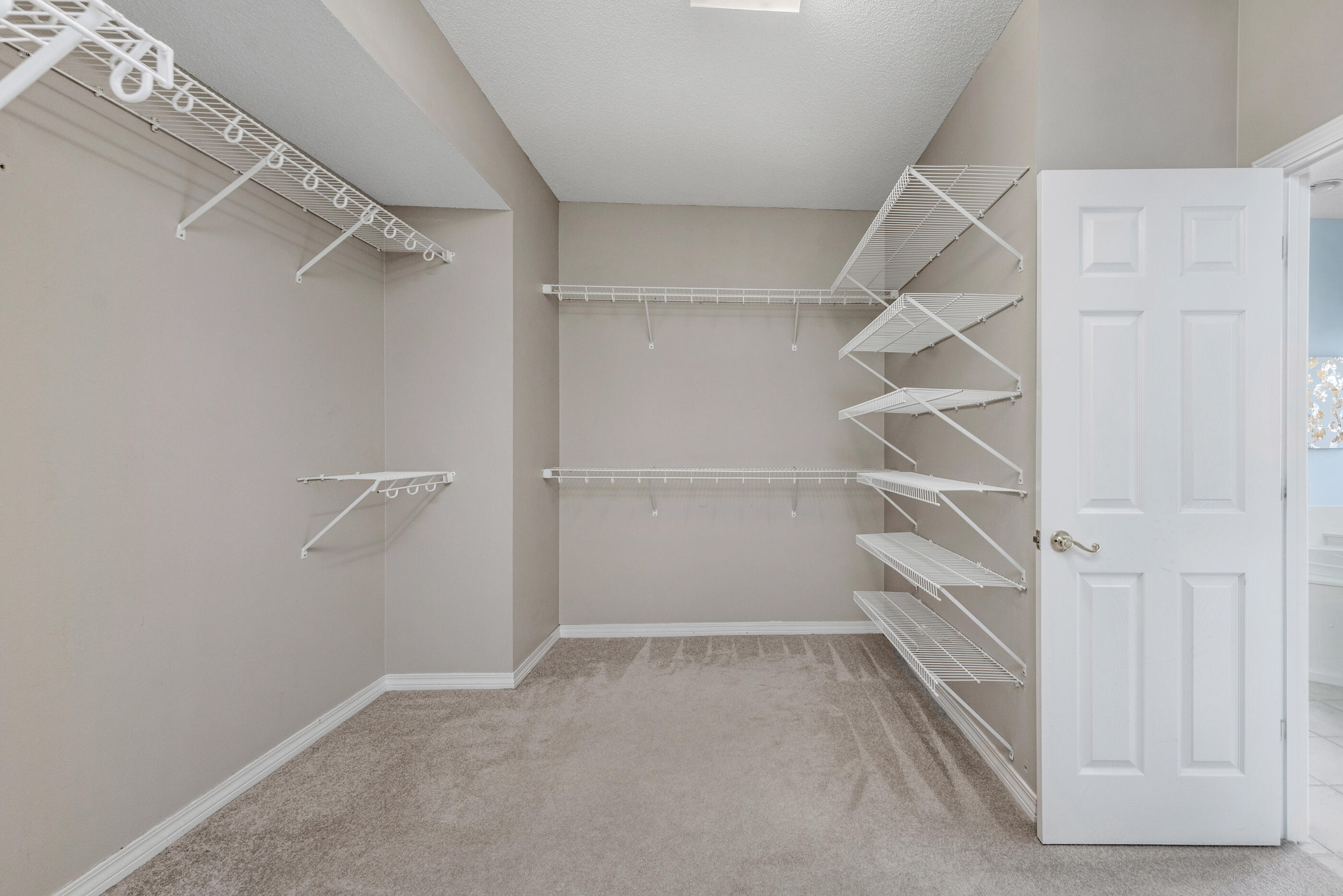 COSTA VERDE - Residential