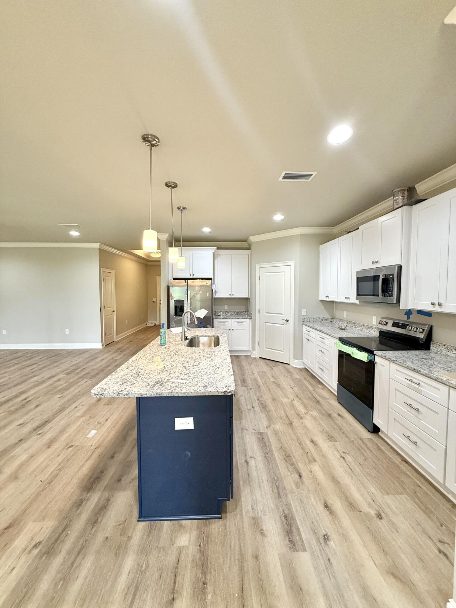 Rocky Shores - Residential