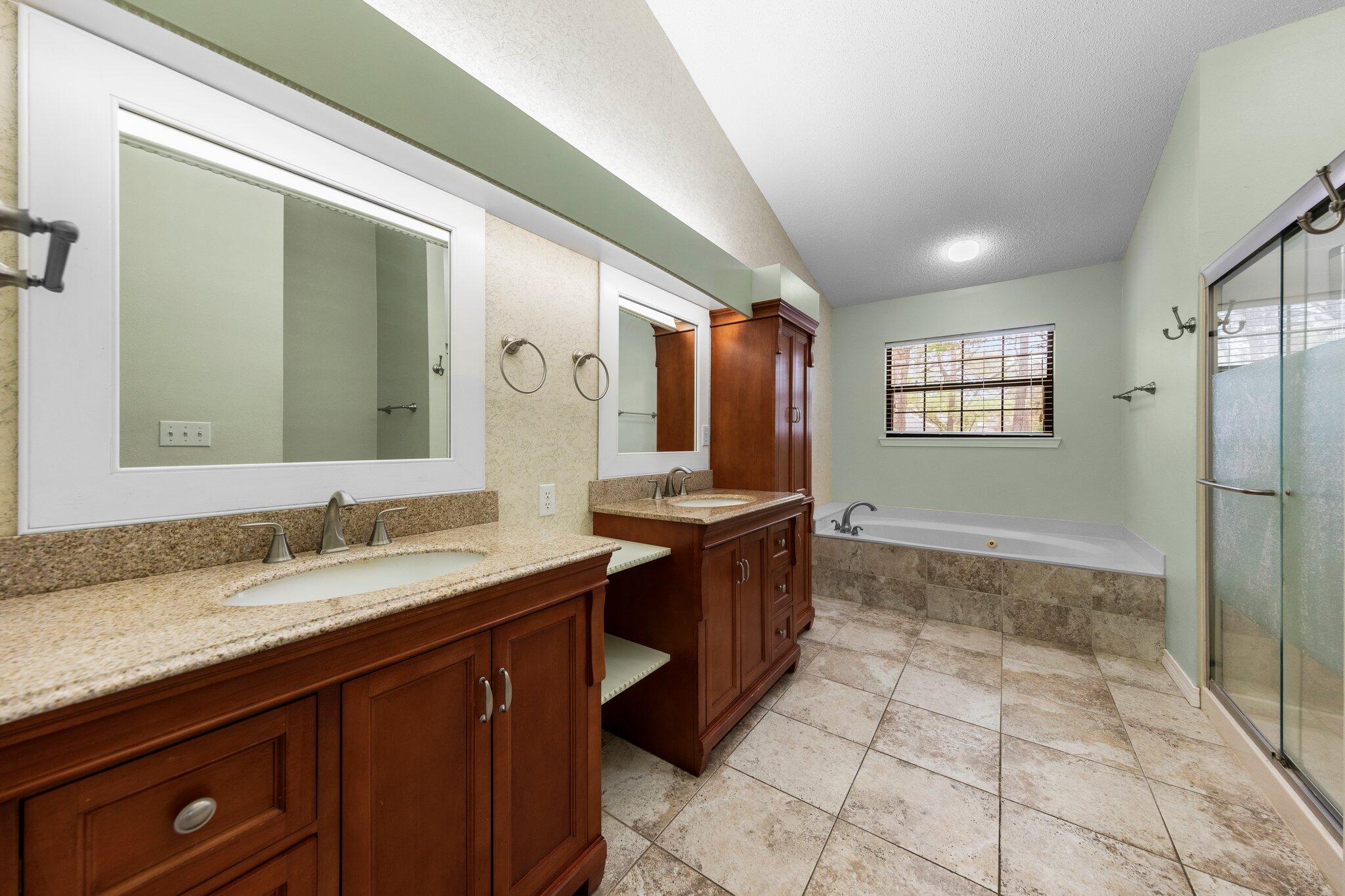 QUAIL TRAIL - Residential Lease