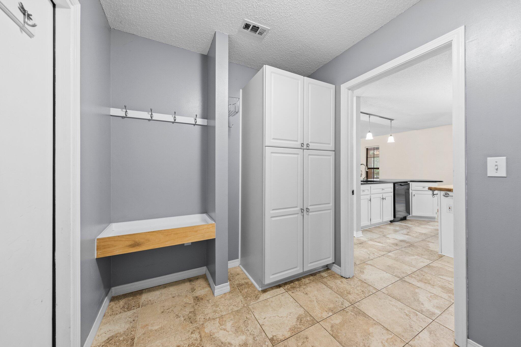 QUAIL TRAIL - Residential Lease