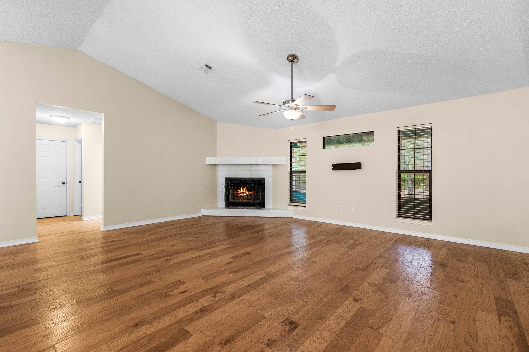 QUAIL TRAIL - Residential Lease