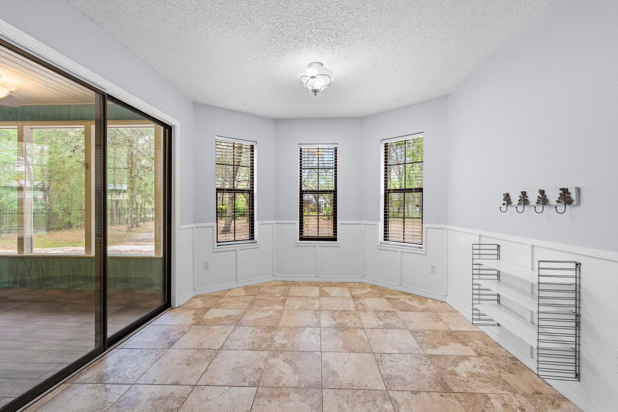 QUAIL TRAIL - Residential Lease