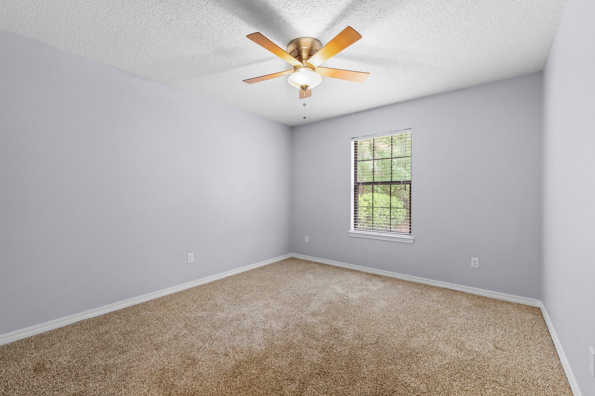 QUAIL TRAIL - Residential Lease