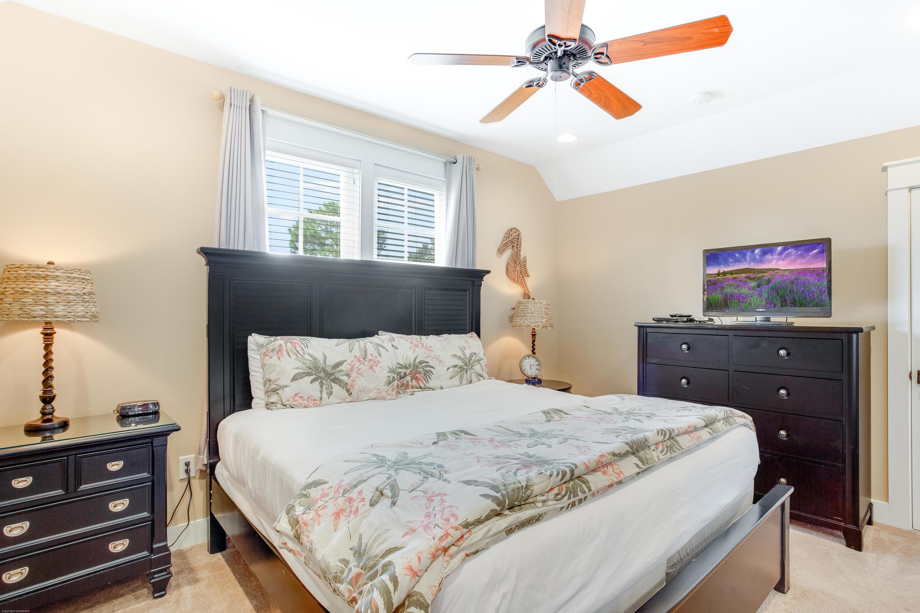 BUNGALOS AT SANDESTIN - Residential