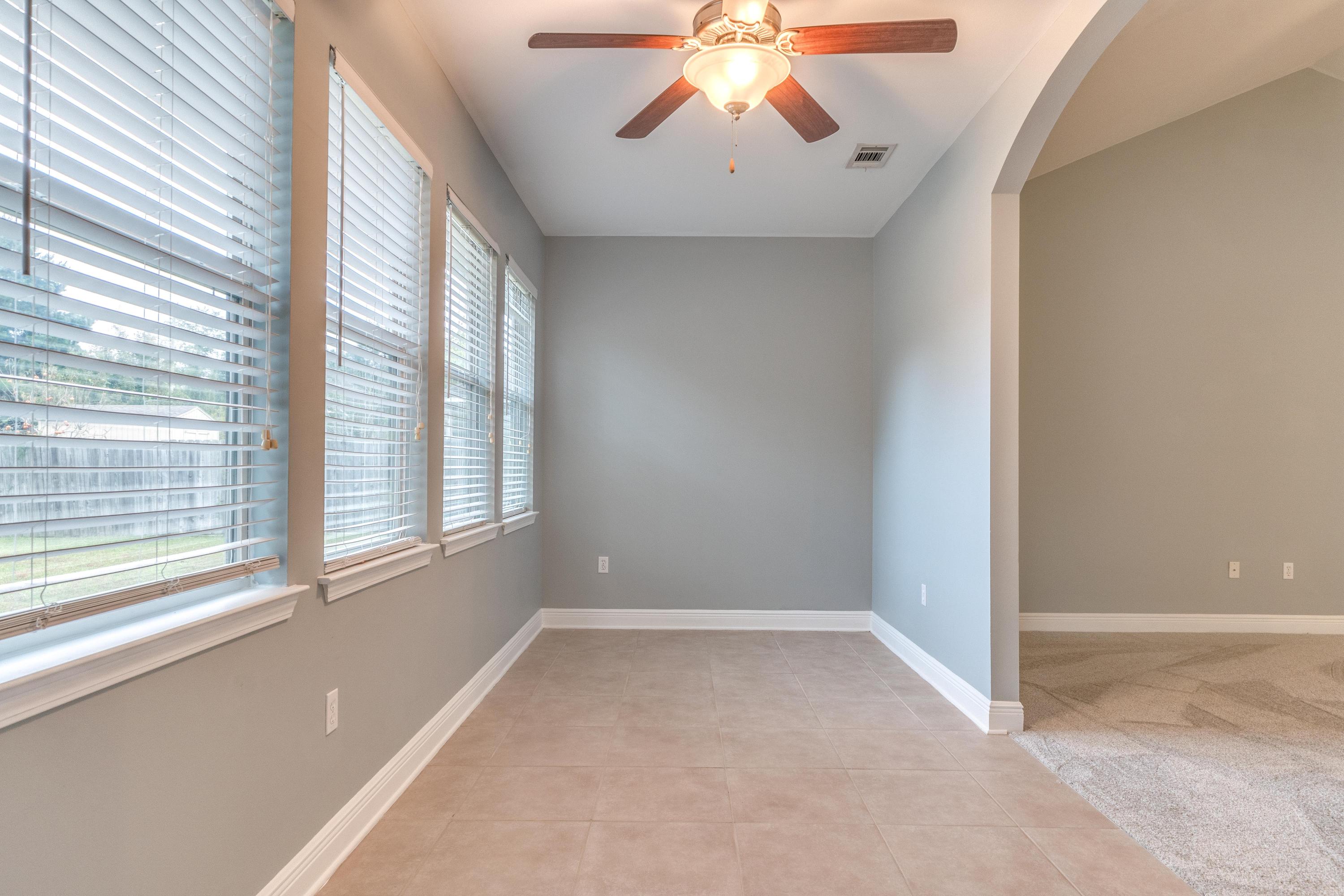 ROLLING RIDGE S/D - Residential