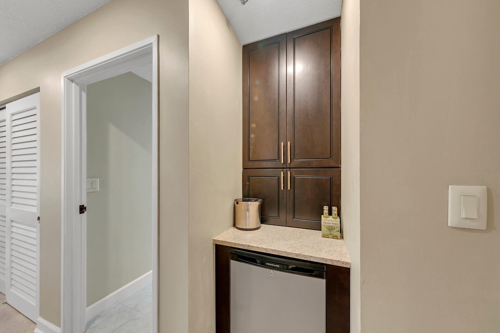 SUMMIT AT TOPS'L (THE) - Residential