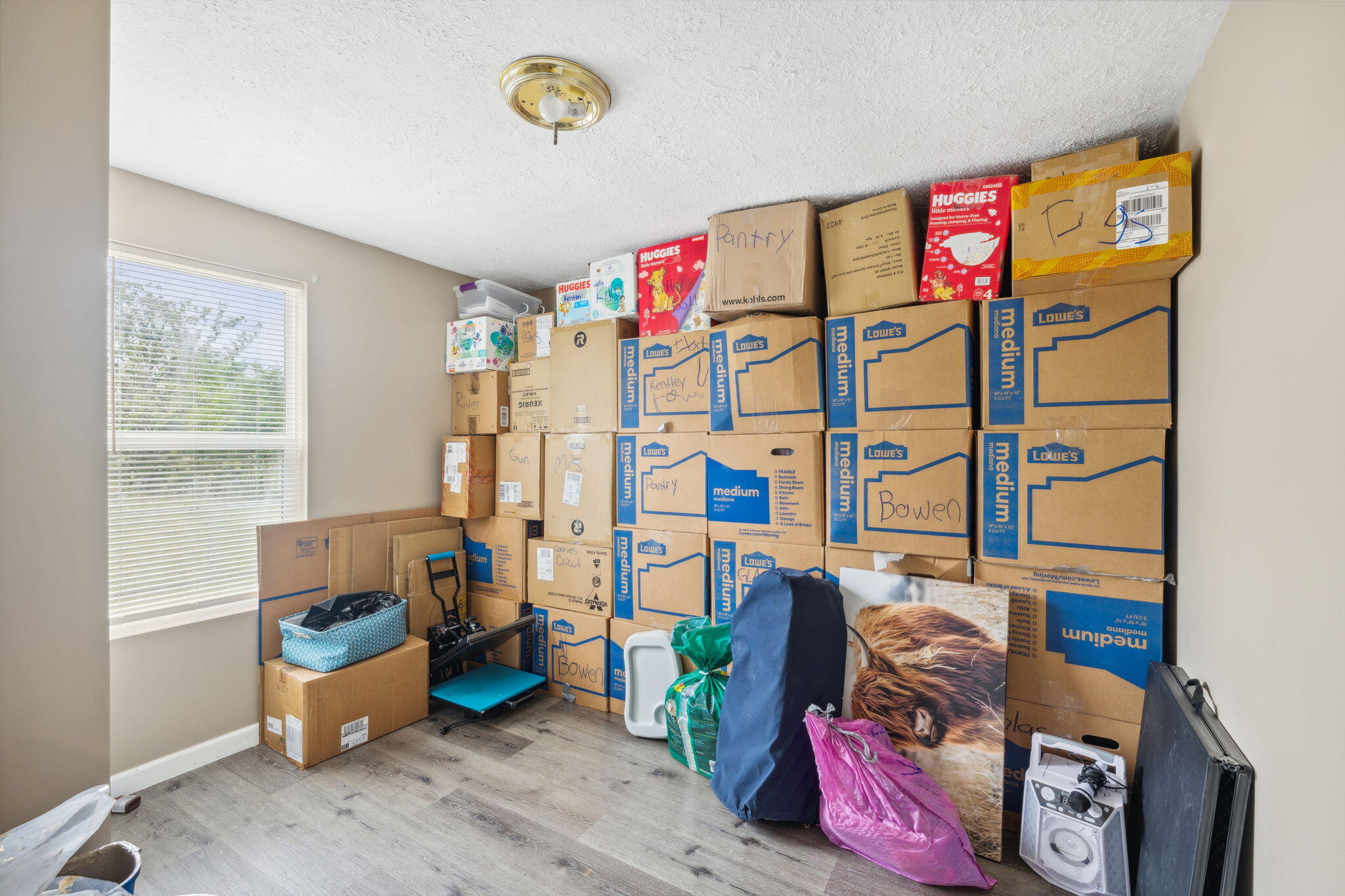 NO RECORDED SUBDIVISION - Residential