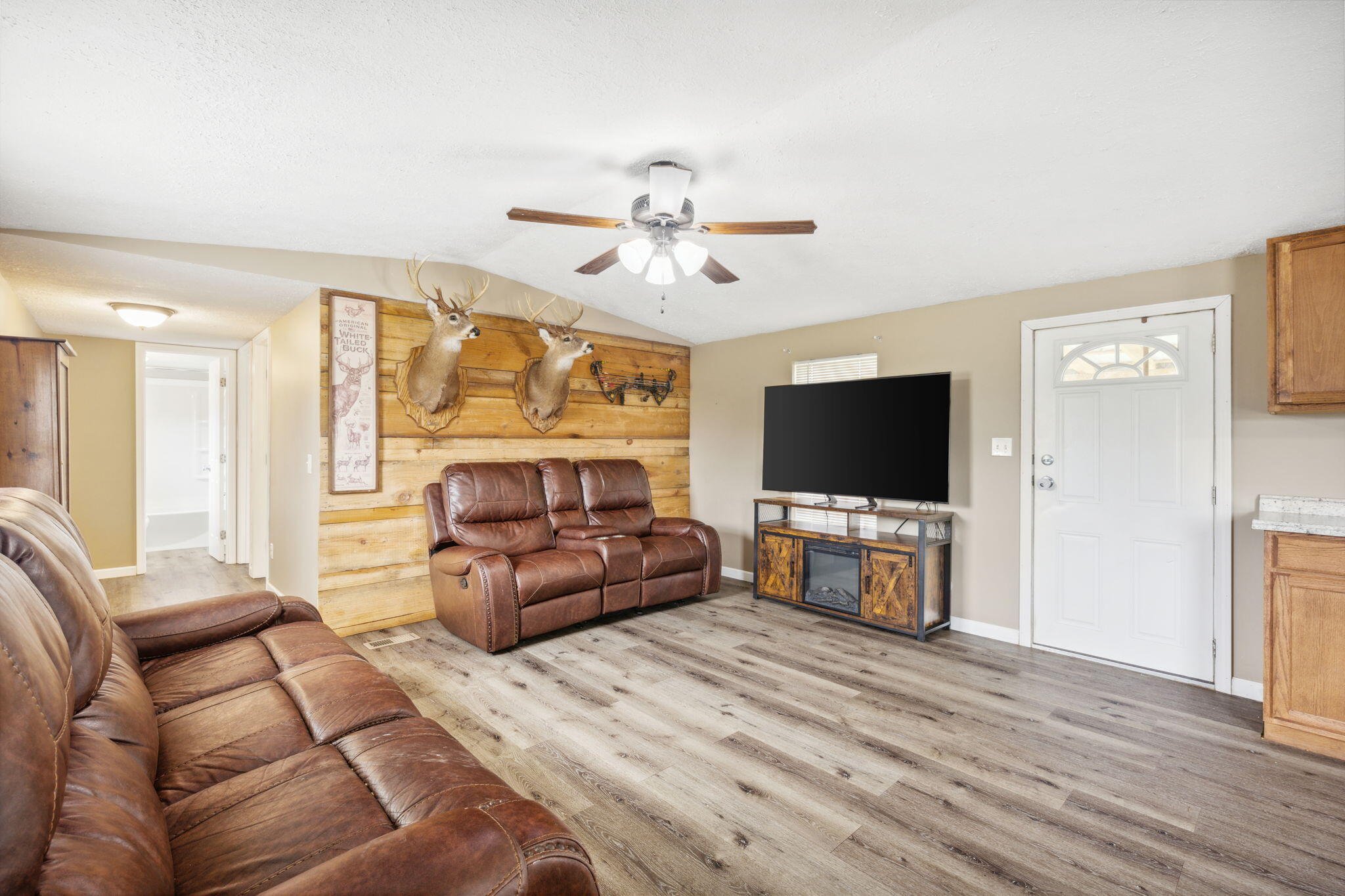 NO RECORDED SUBDIVISION - Residential