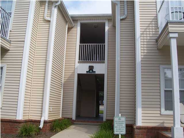 OAKS THE - Residential Lease