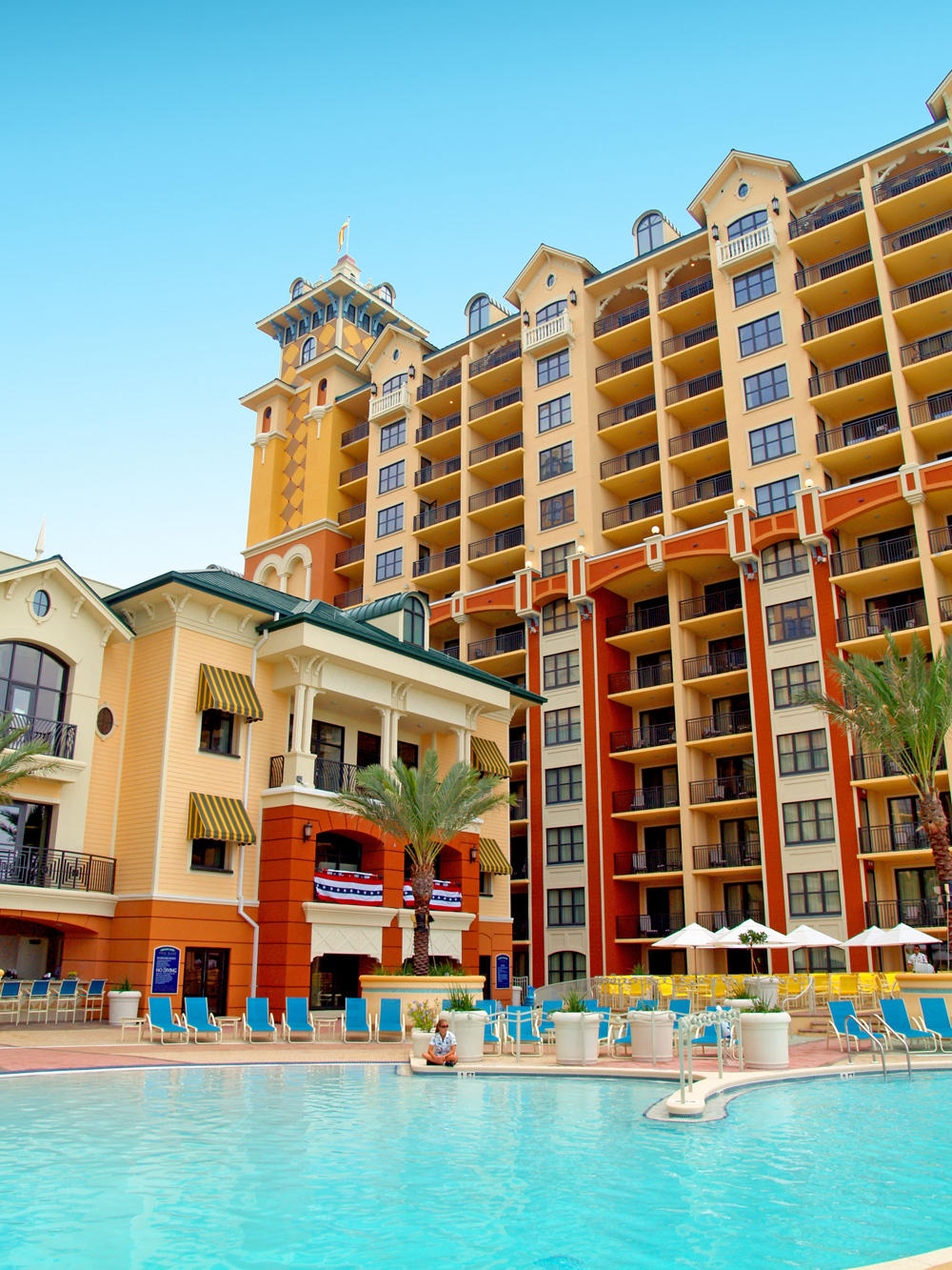 EMERALD GRANDE - Residential