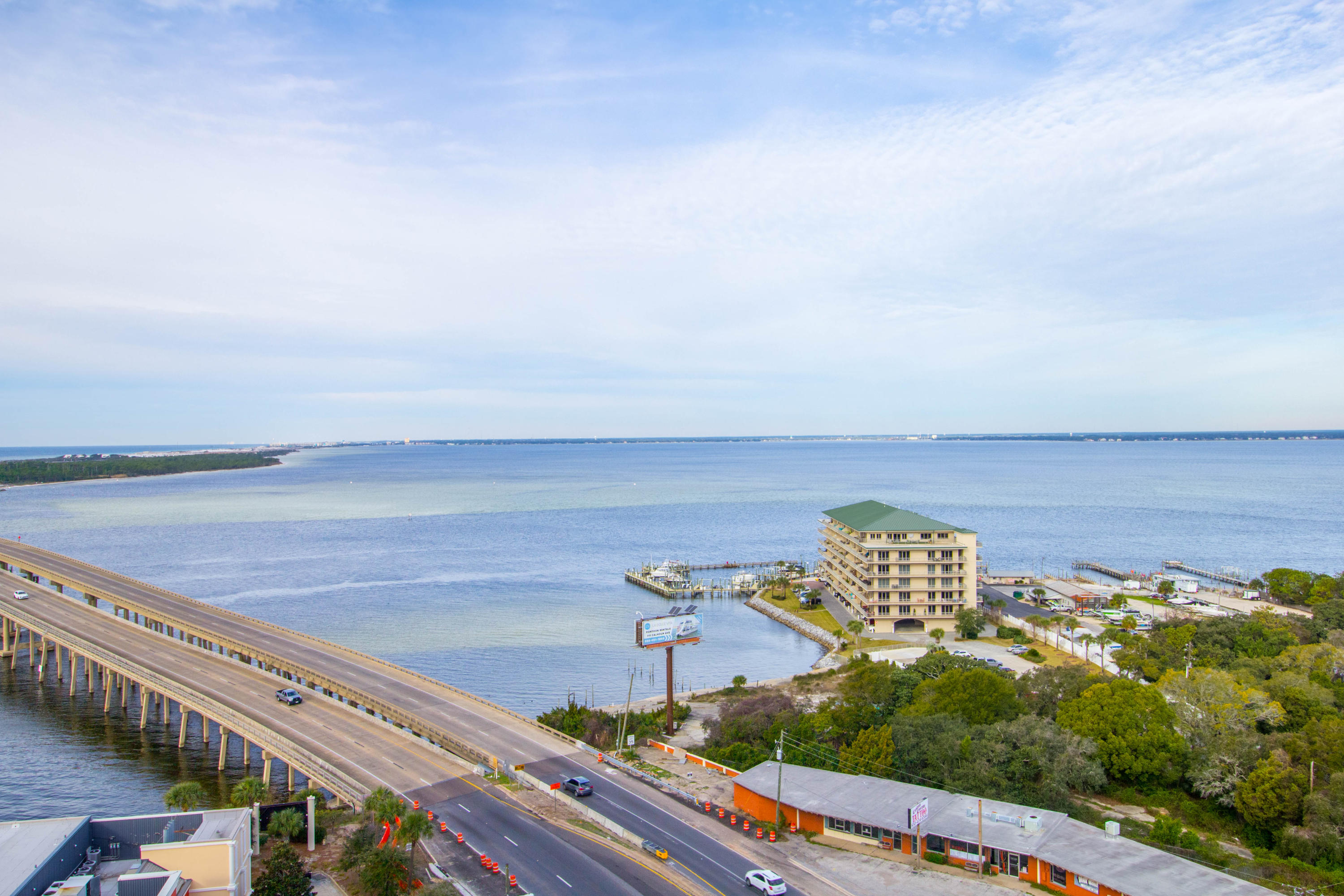EMERALD GRANDE - Residential