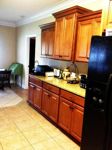 PINE SHORES - Residential