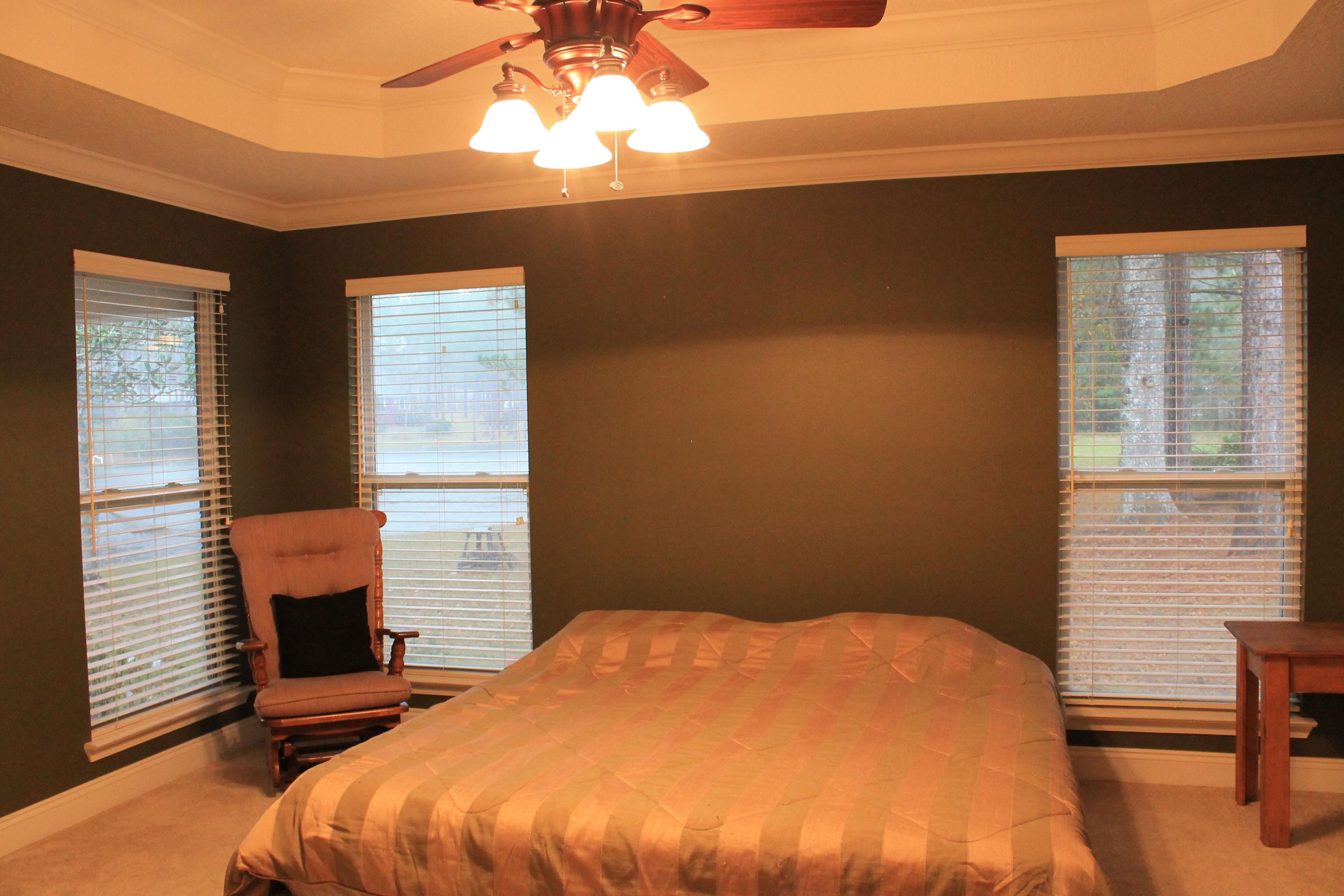 PINE SHORES - Residential