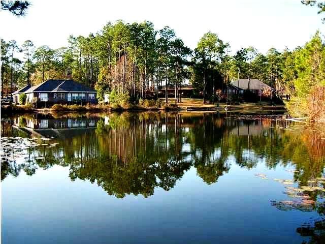 PINE SHORES - Residential