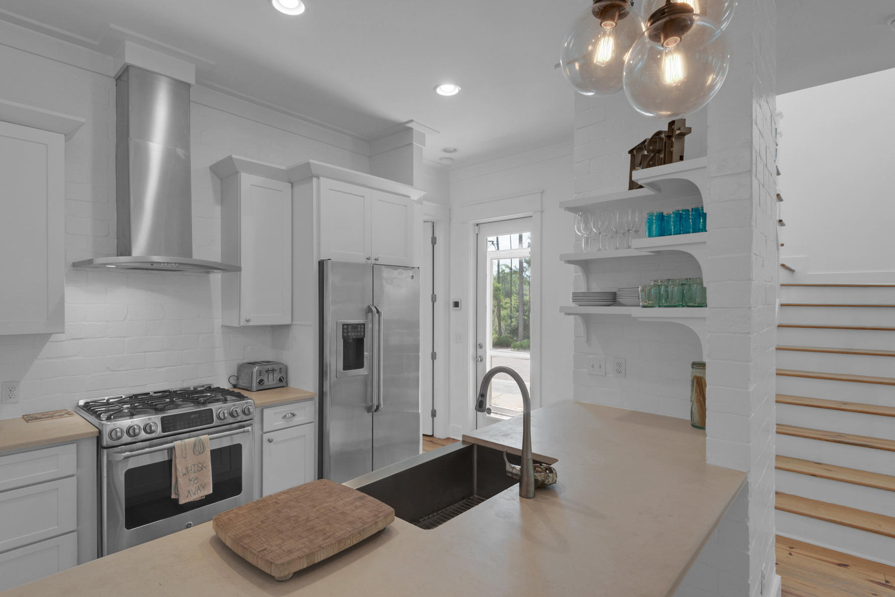 FOREST LAKES - Residential