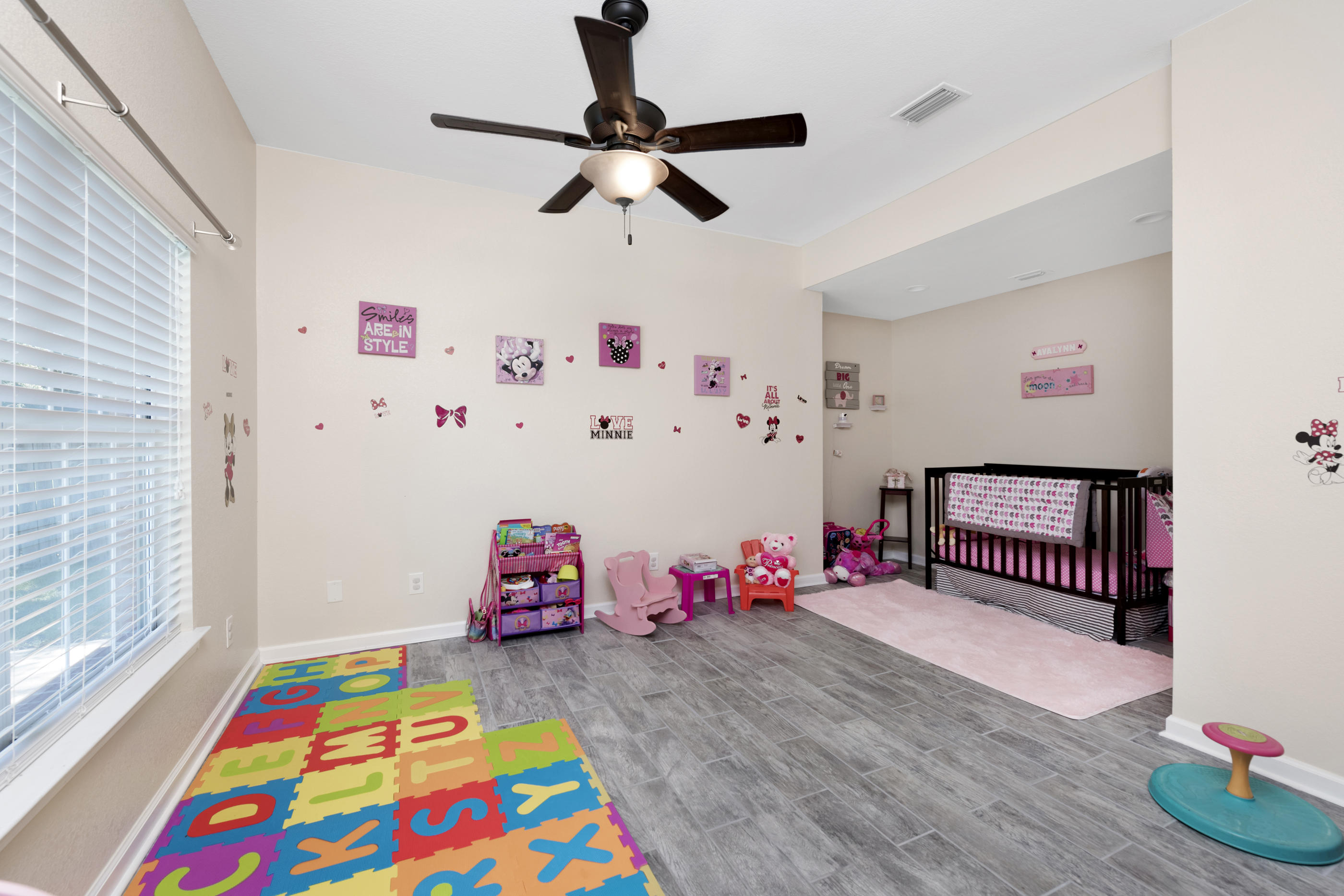 CAROL ANNE MANOR - Residential