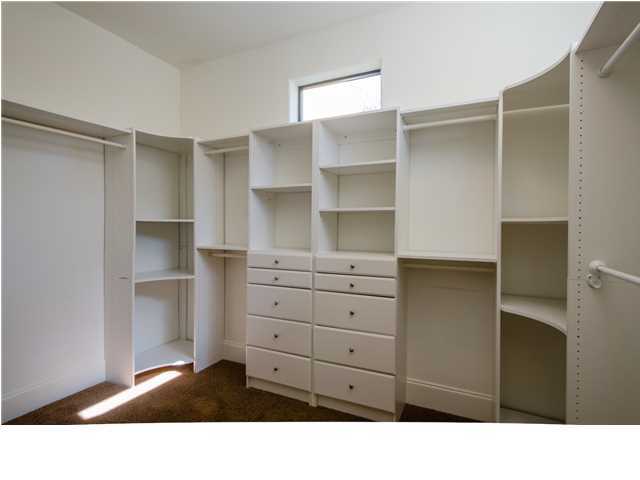 BURNT PINE - Residential