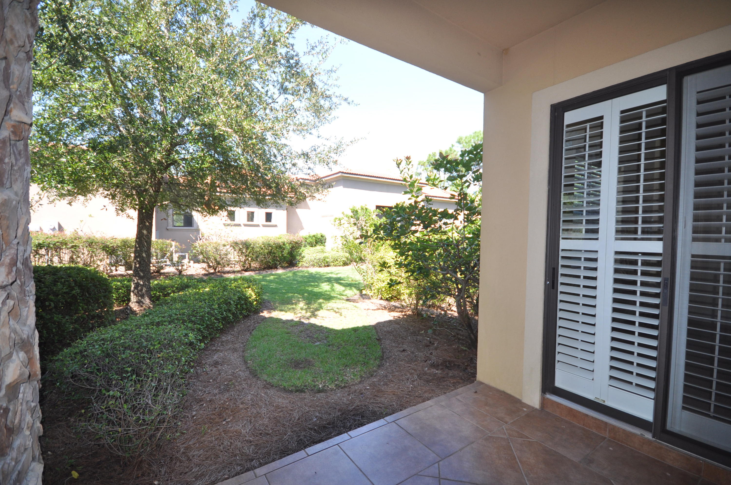 BURNT PINE - Residential