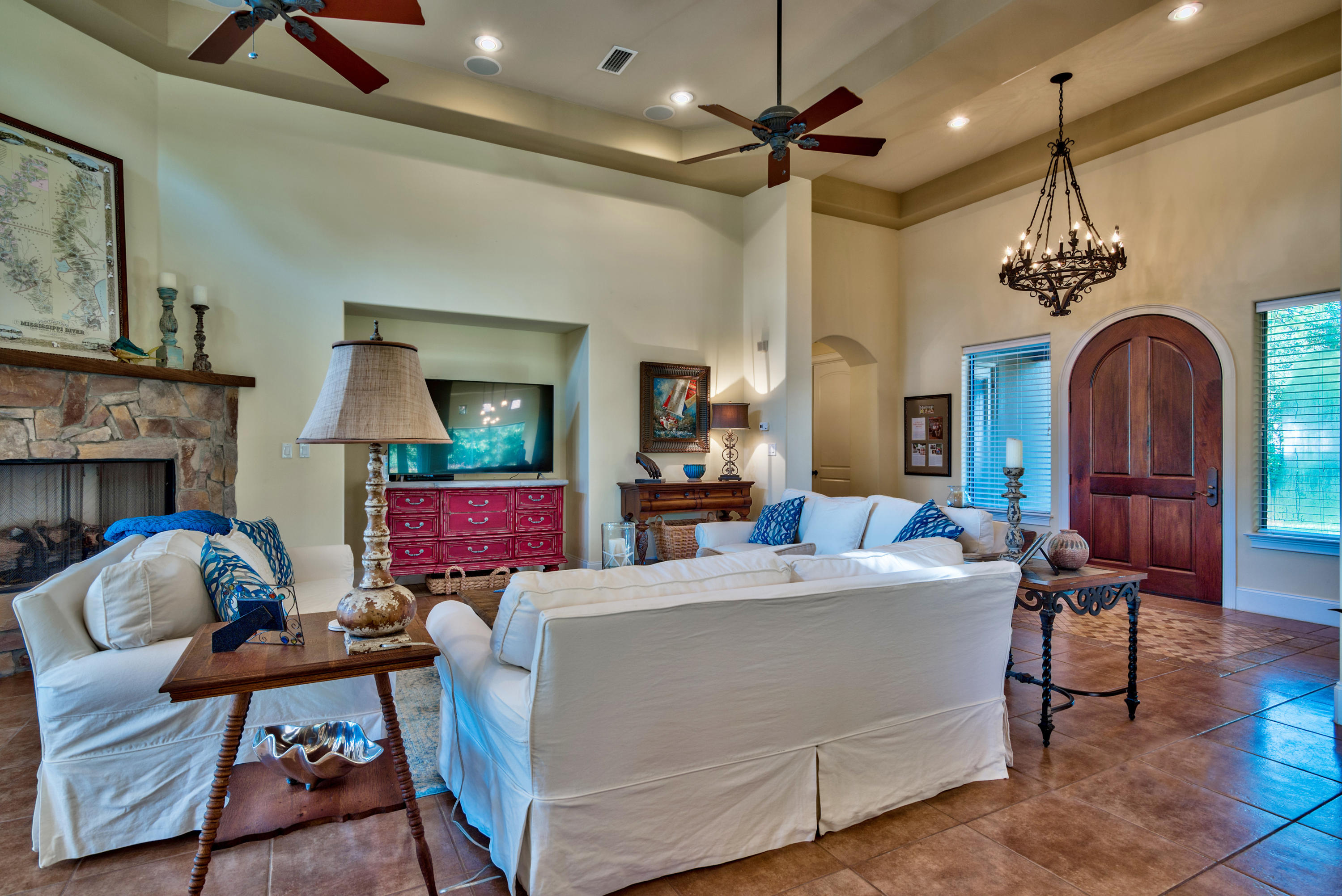 BURNT PINE - Residential