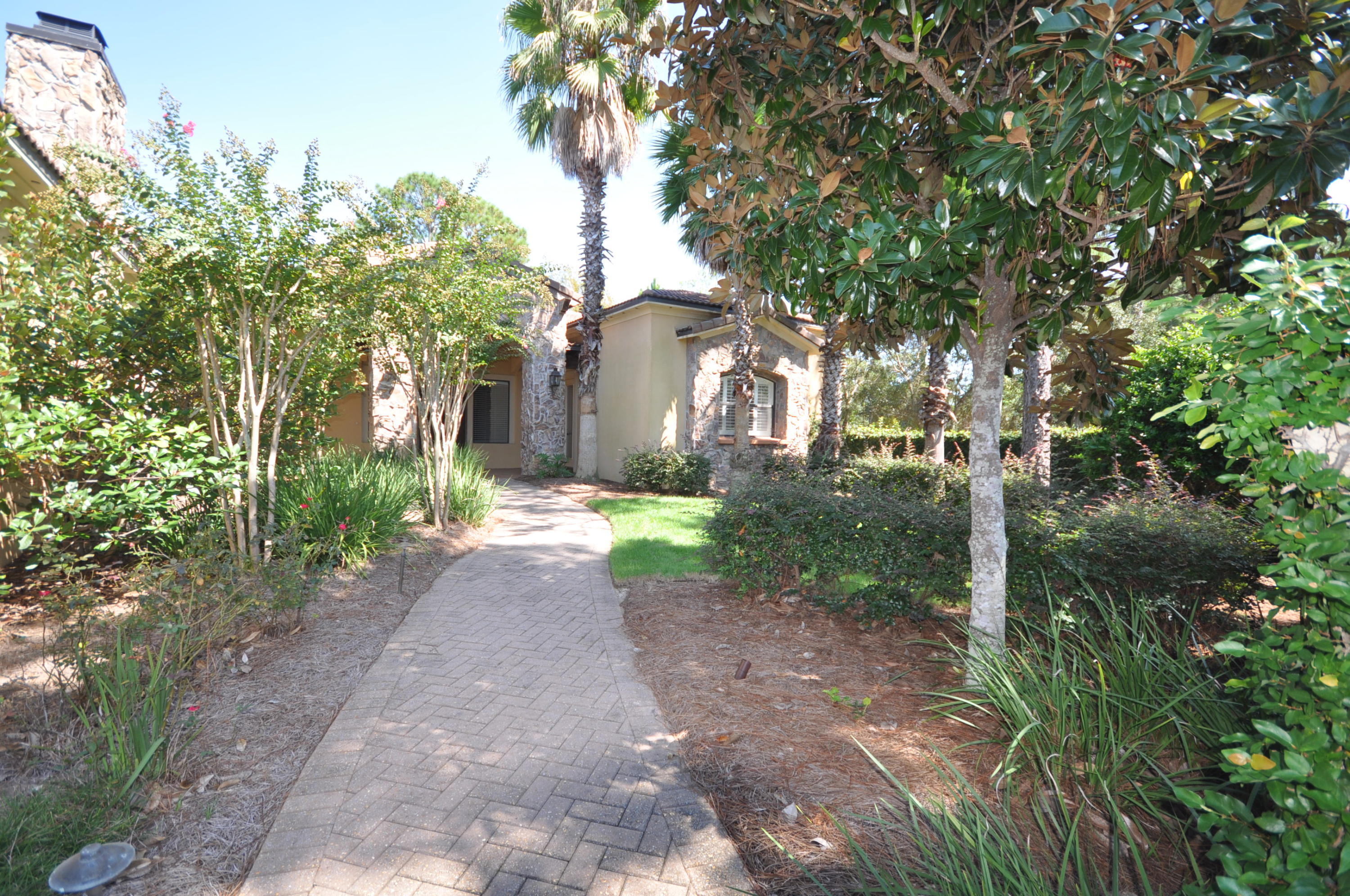 BURNT PINE - Residential