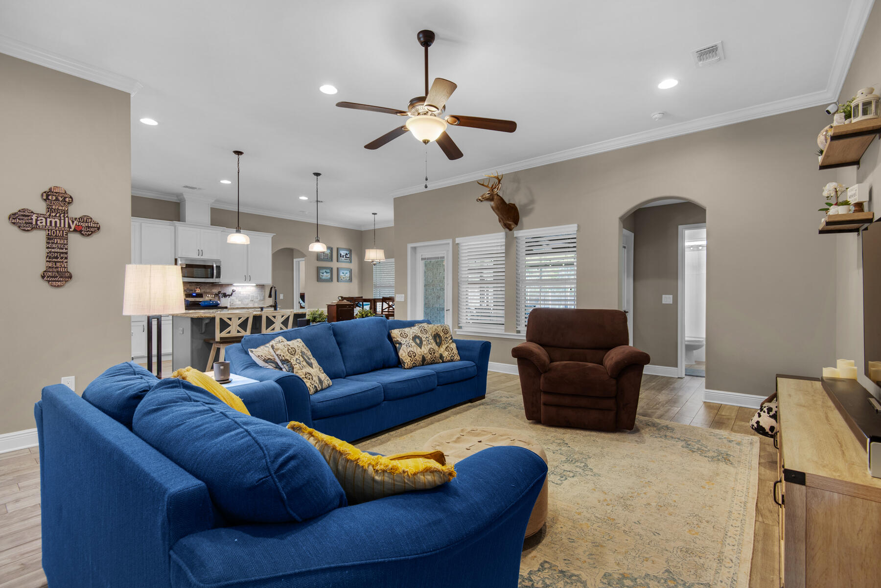 HOLLEY BY THE SEA - Residential