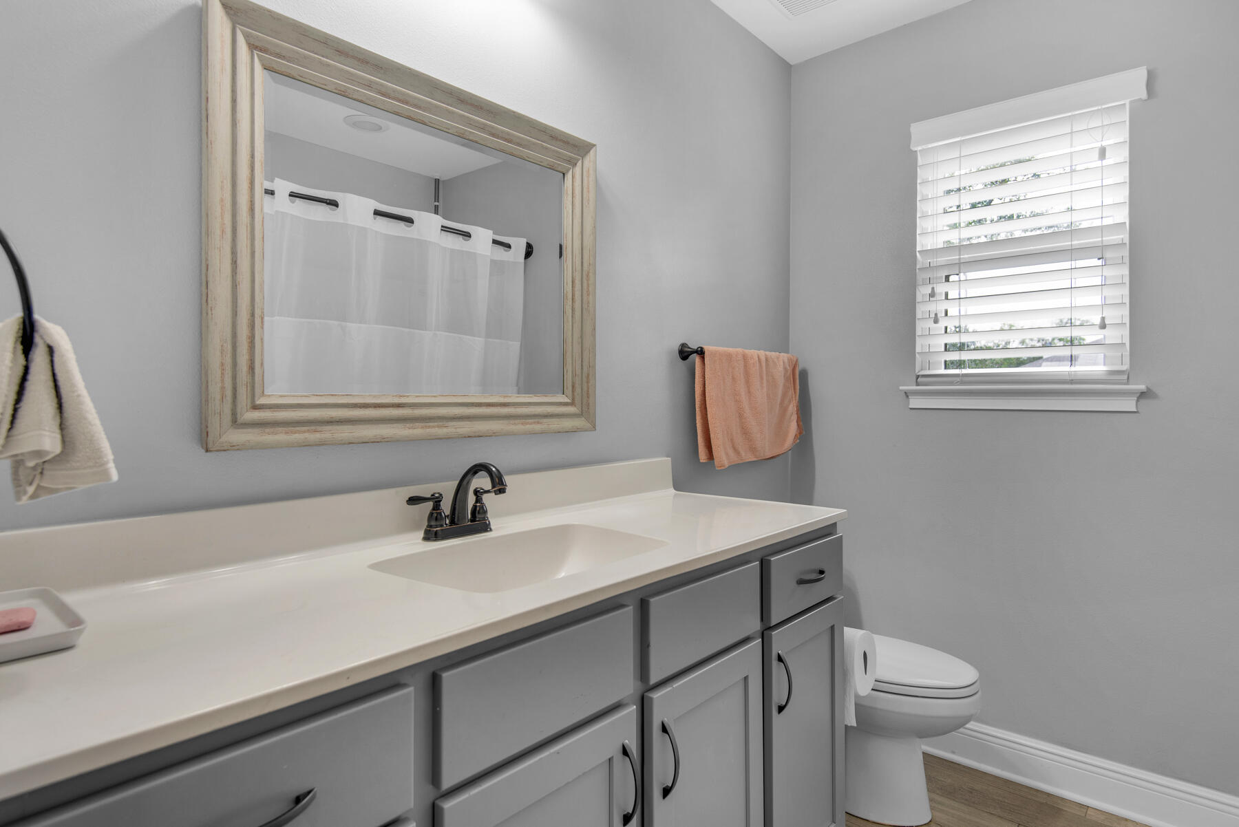 HOLLEY BY THE SEA - Residential