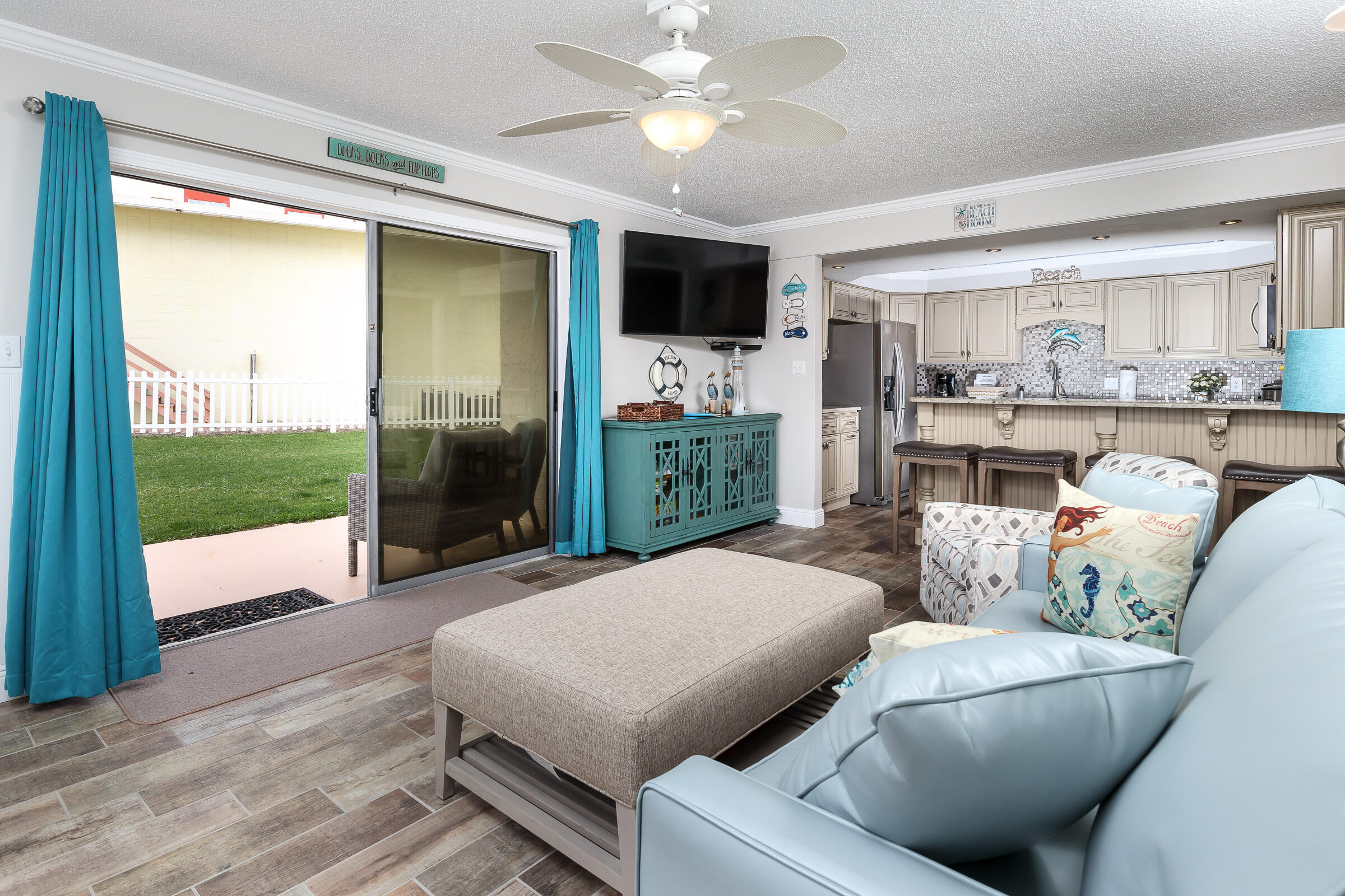 AQUA VILLA - Residential