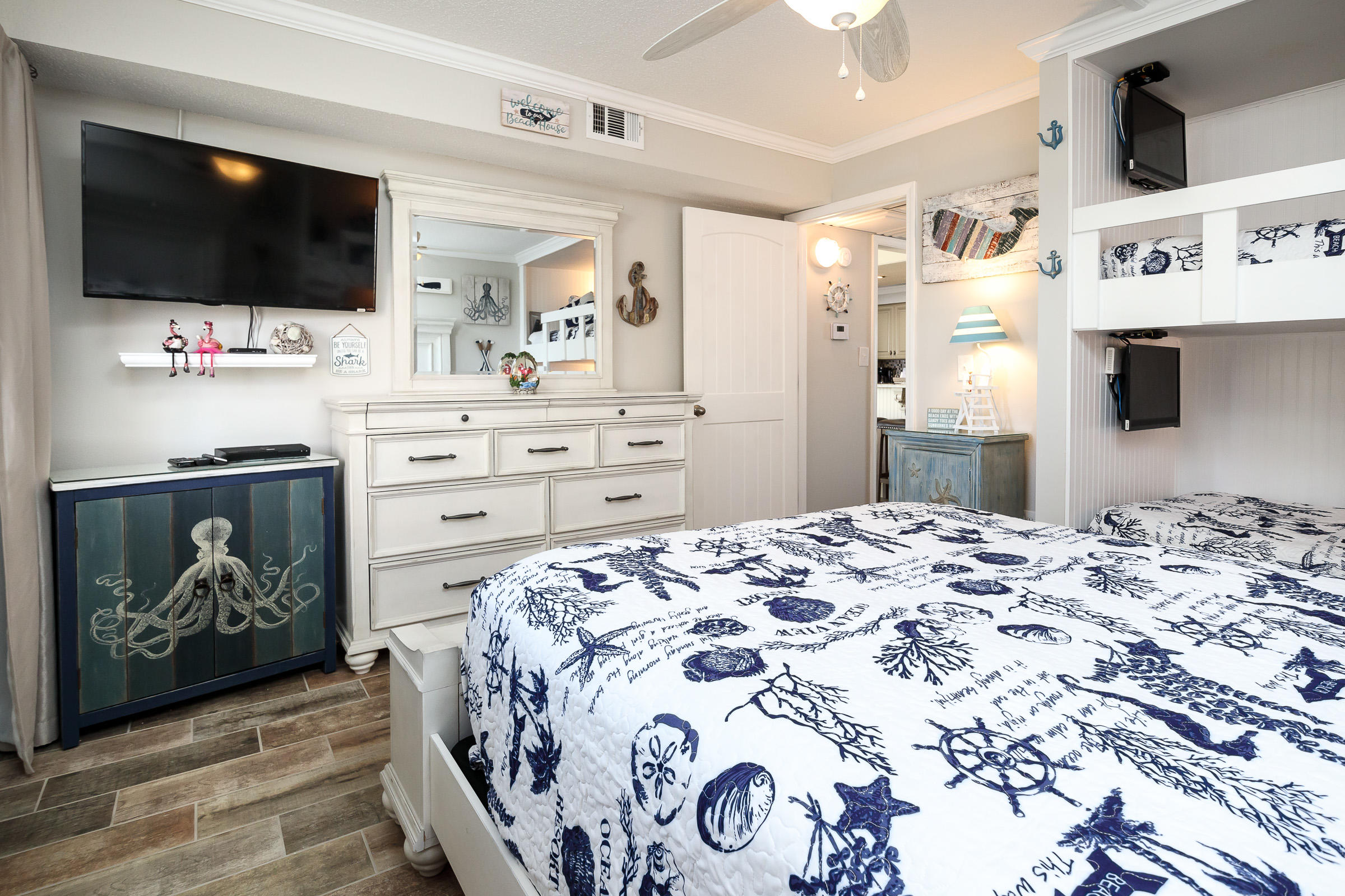 AQUA VILLA - Residential