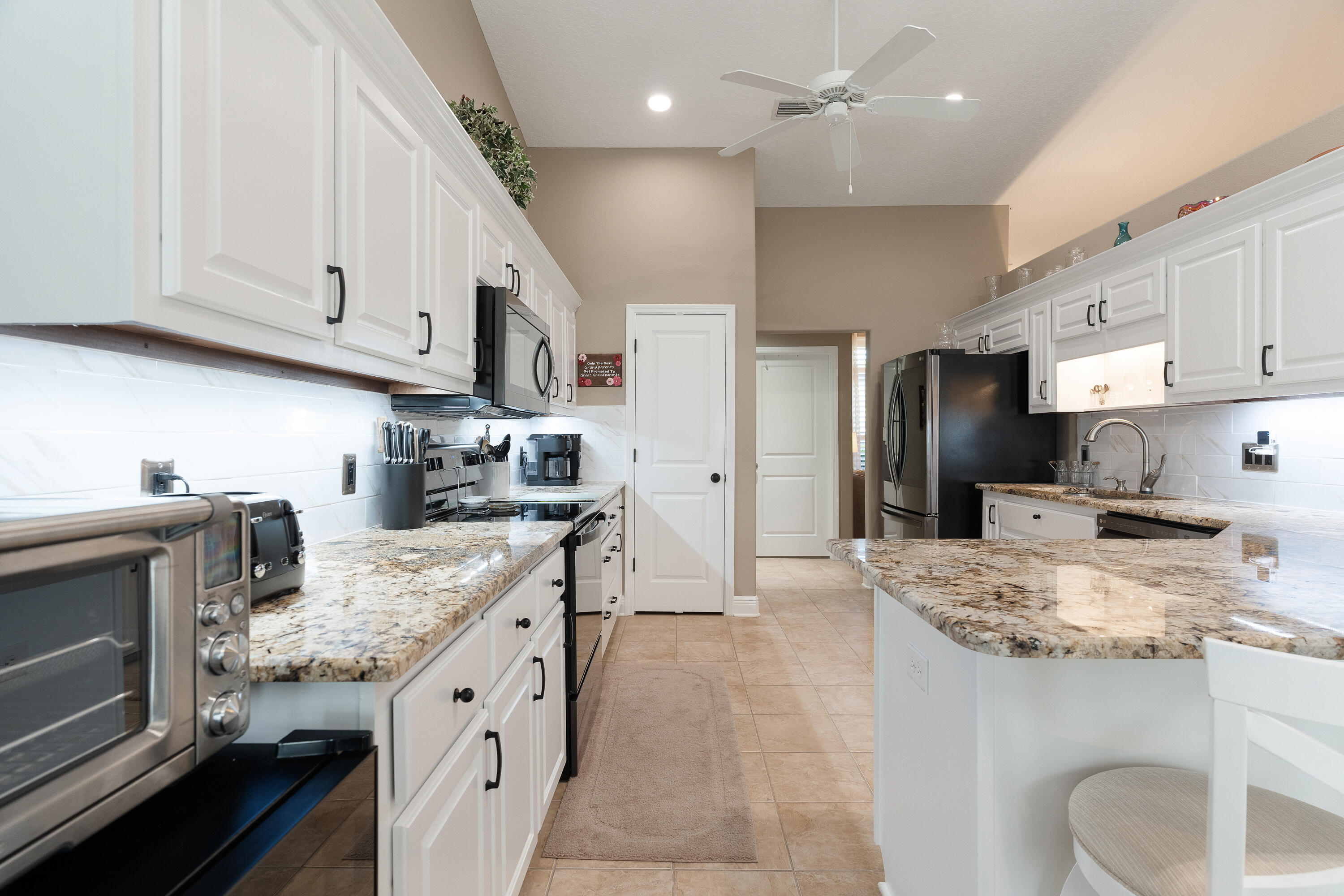 HOLLEY BY THE SEA - Residential