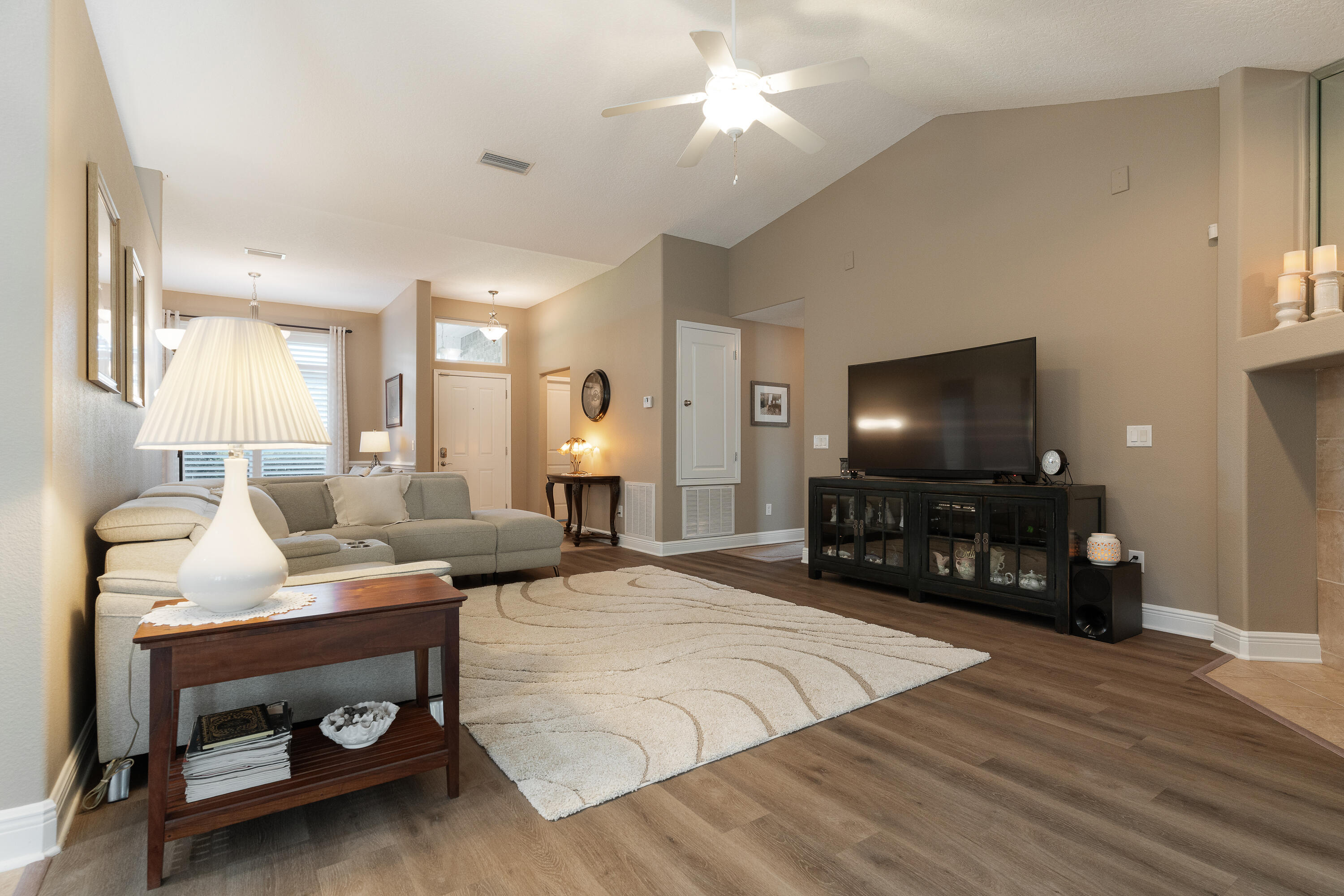 HOLLEY BY THE SEA - Residential