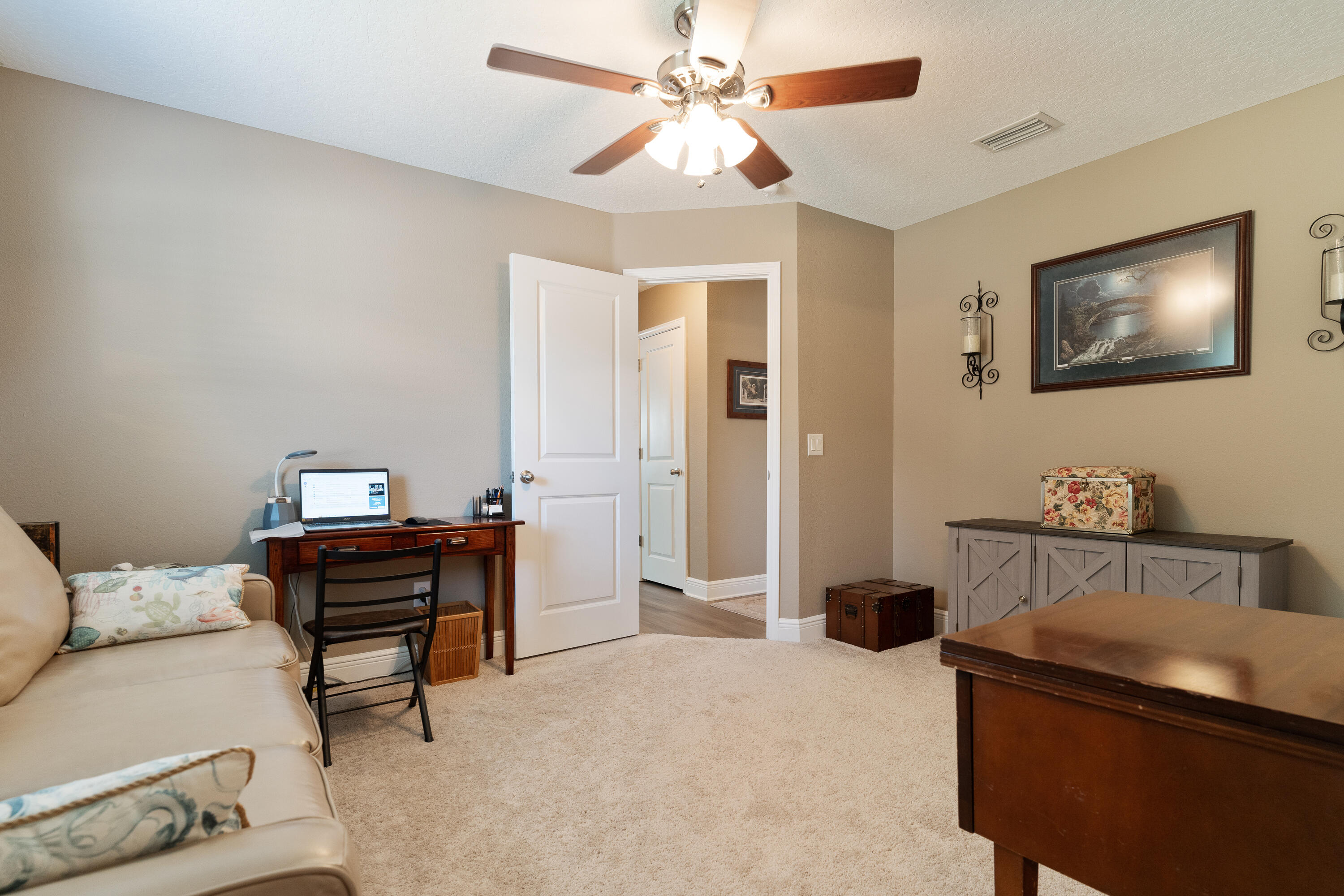 HOLLEY BY THE SEA - Residential