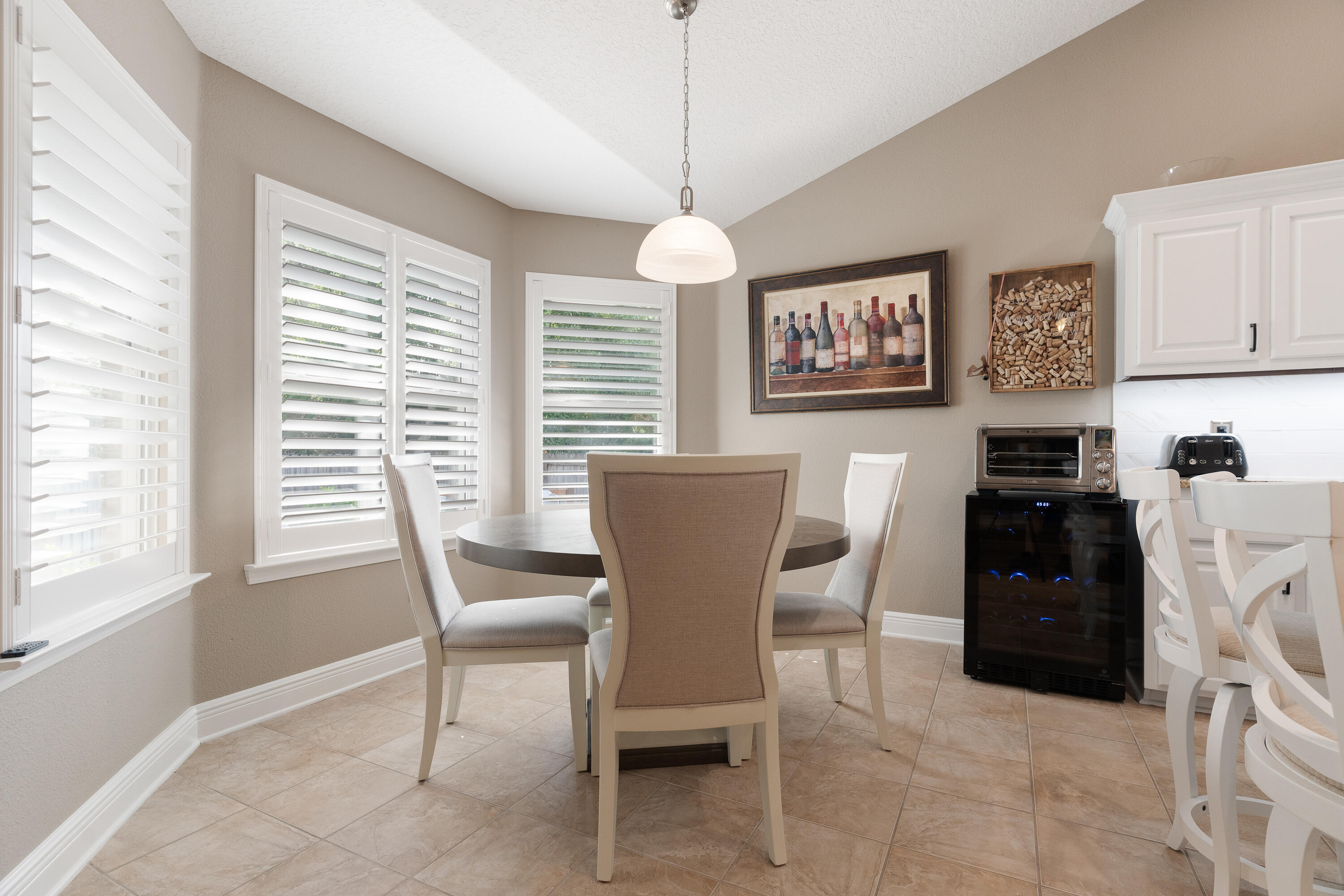 HOLLEY BY THE SEA - Residential