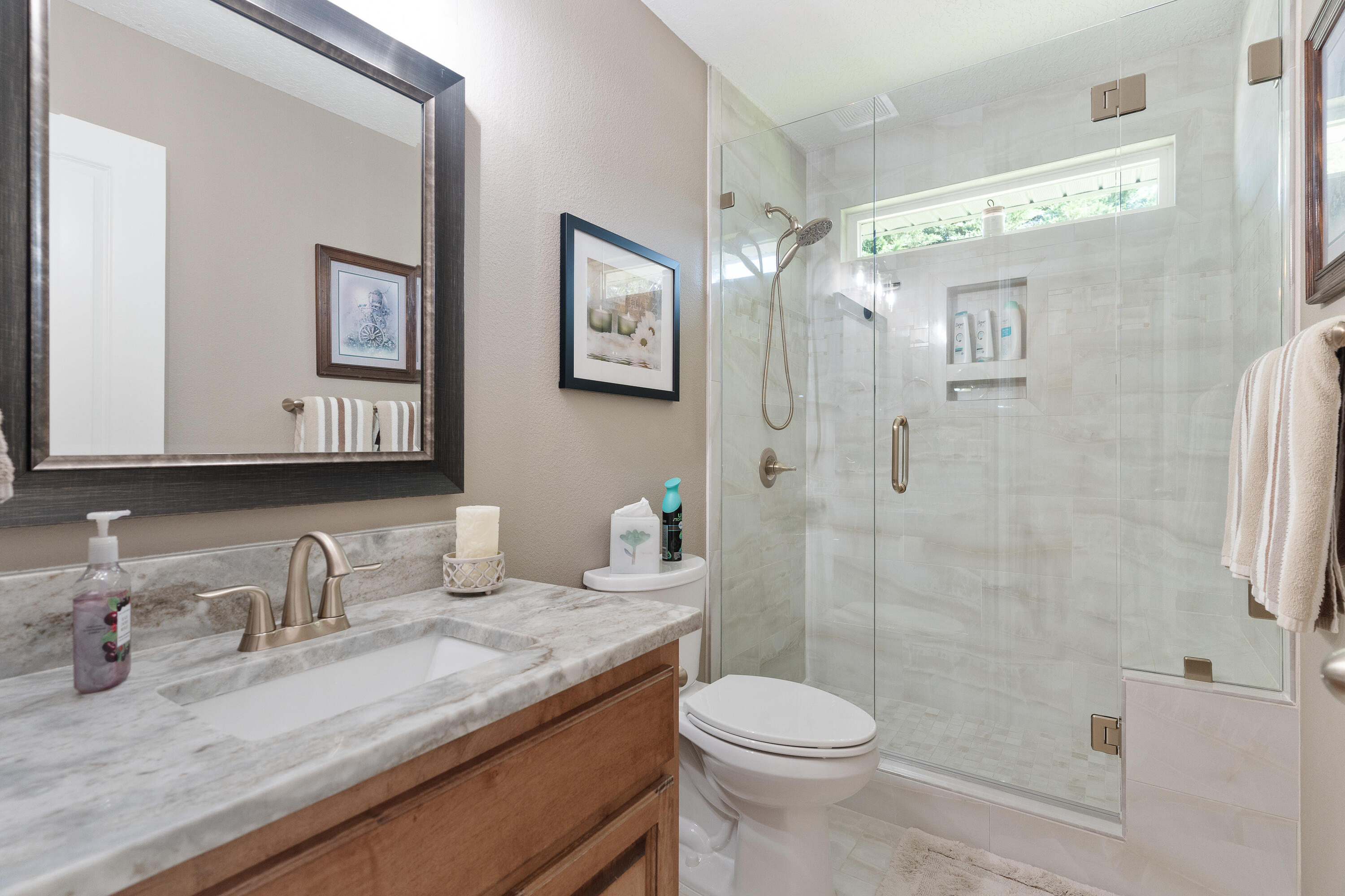 HOLLEY BY THE SEA - Residential