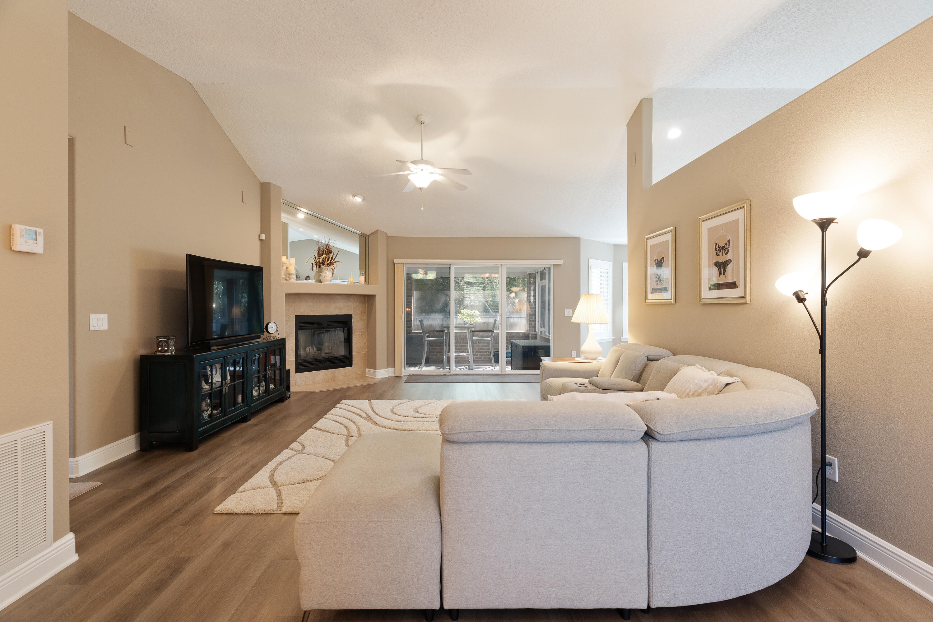 HOLLEY BY THE SEA - Residential