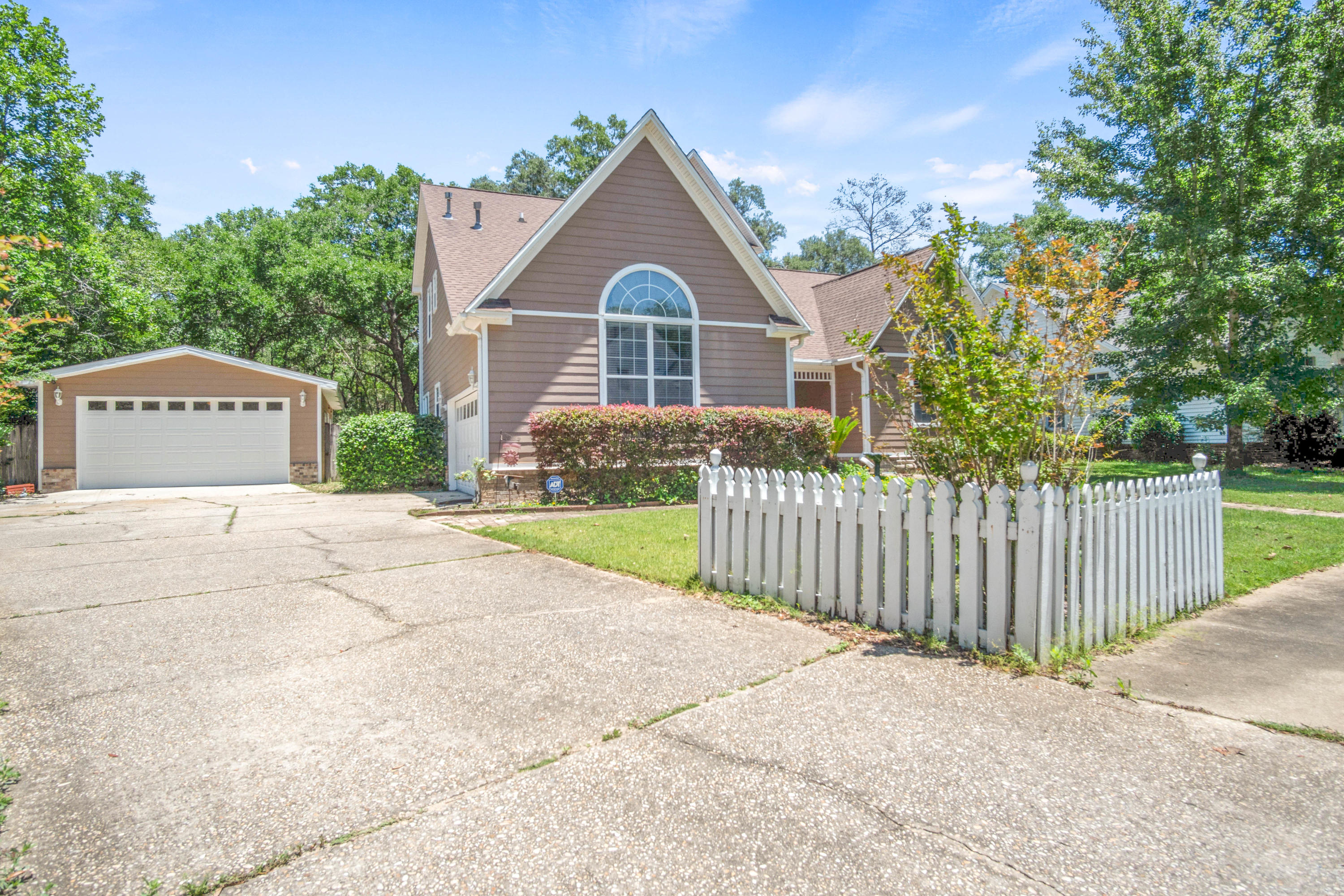 VILLAGE OF BOLTON AT BLUEWATER BAY - Residential