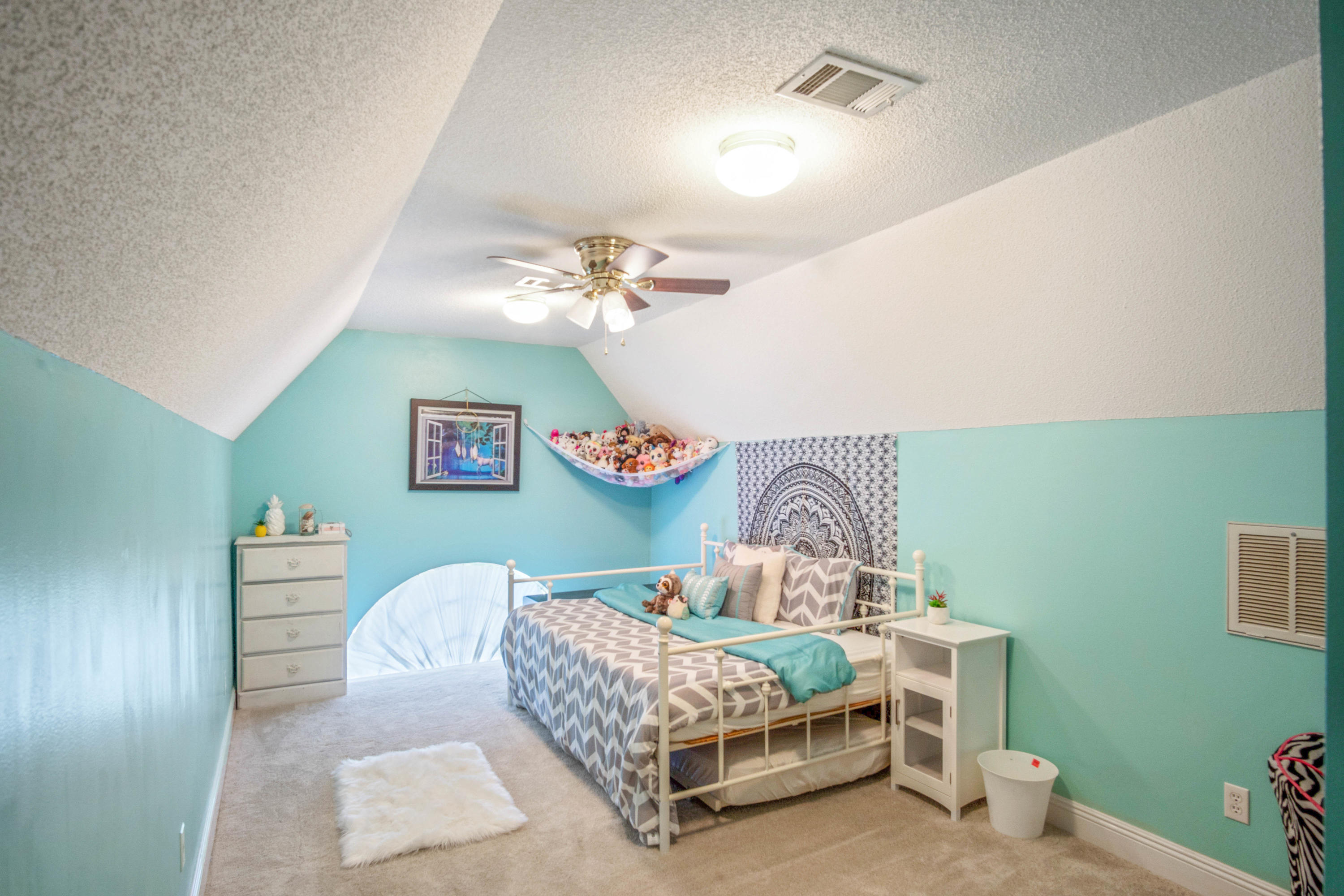 VILLAGE OF BOLTON AT BLUEWATER BAY - Residential