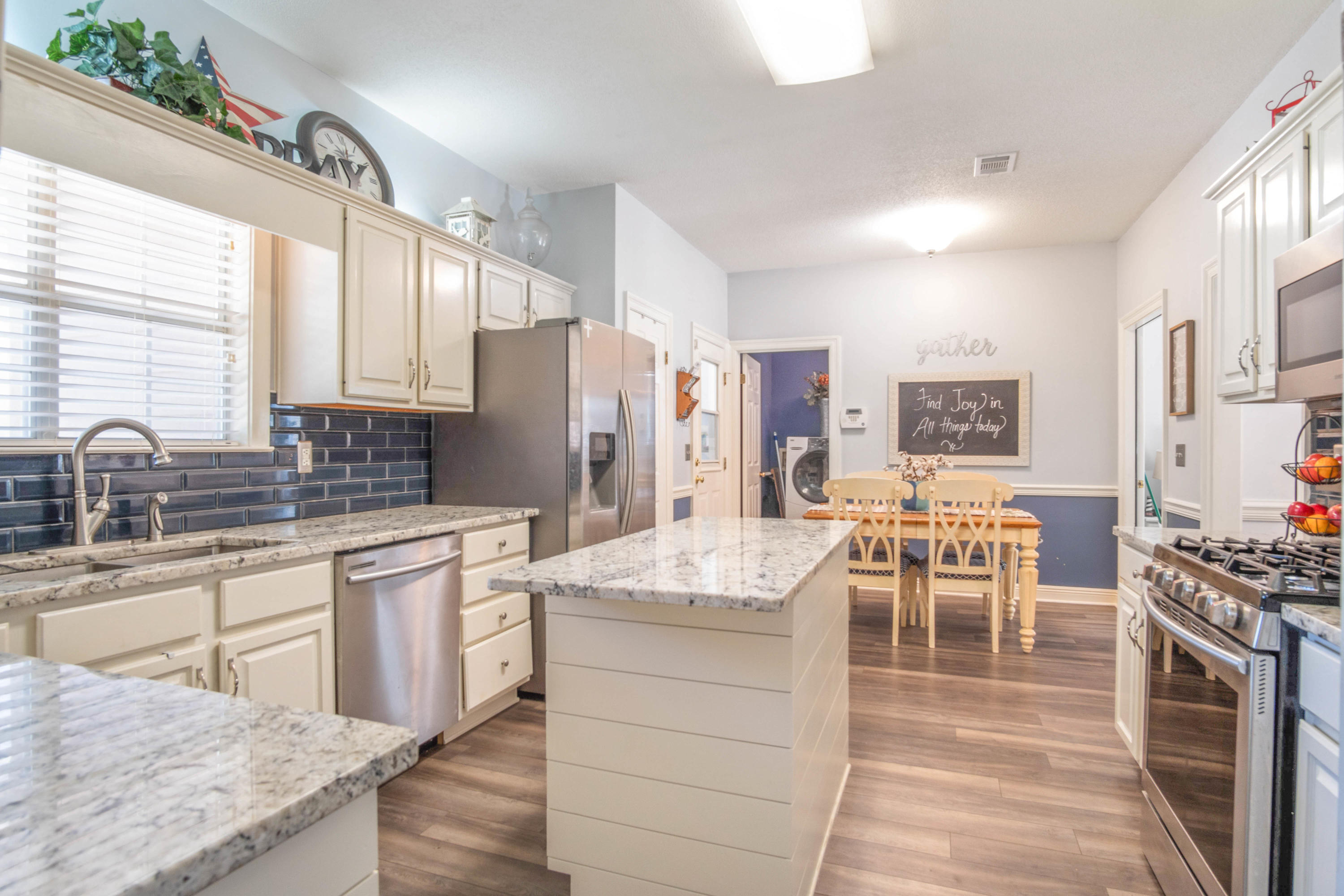 VILLAGE OF BOLTON AT BLUEWATER BAY - Residential