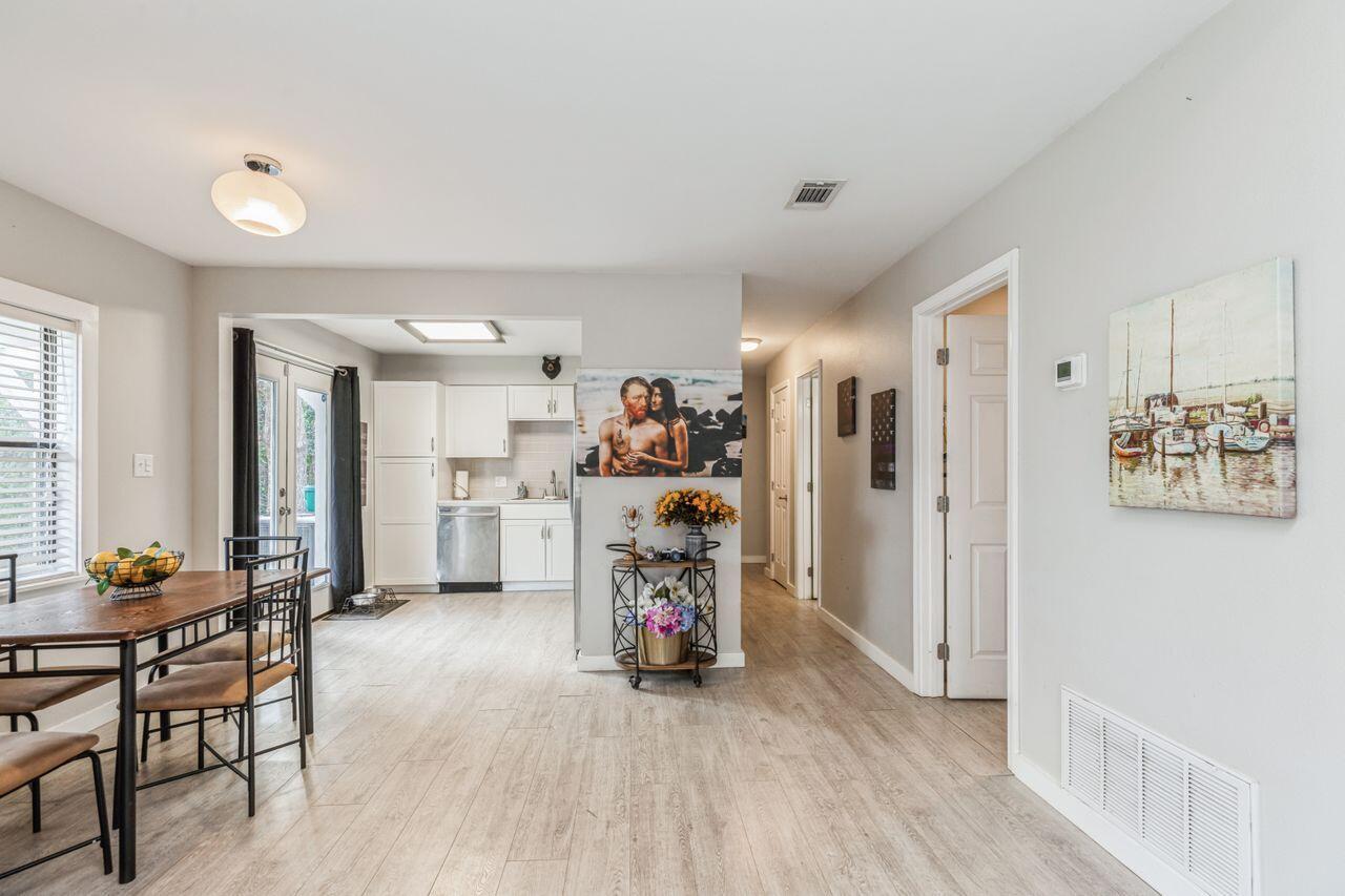 HIDDEN TRAILS PH 1 - Residential