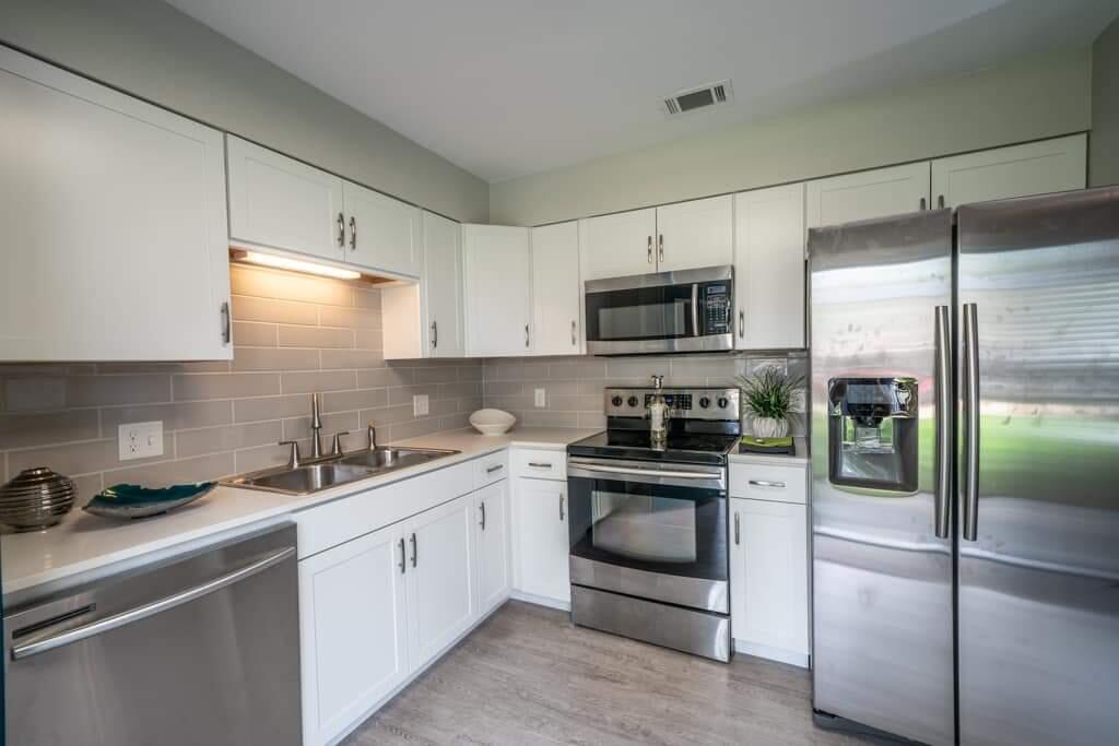 HIDDEN TRAILS PH 1 - Residential