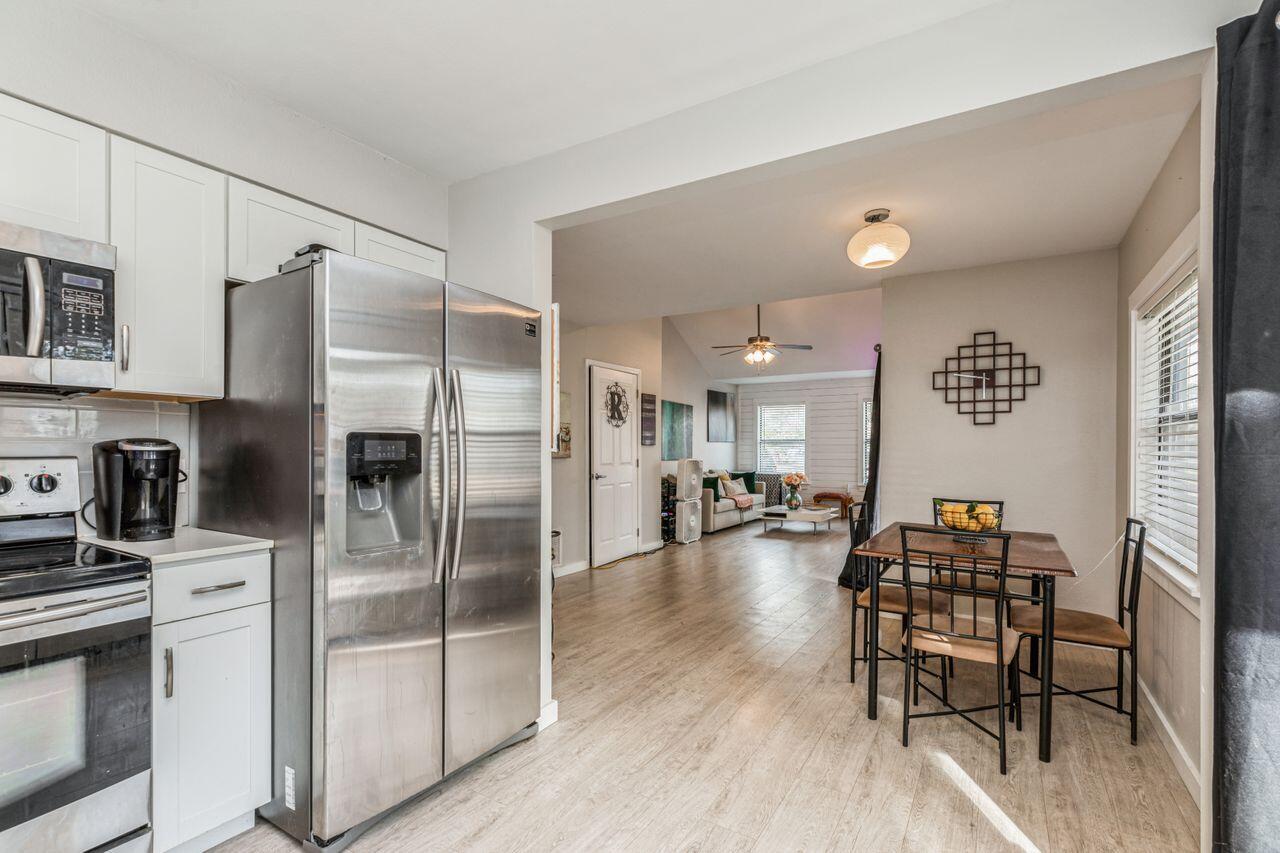 HIDDEN TRAILS PH 1 - Residential