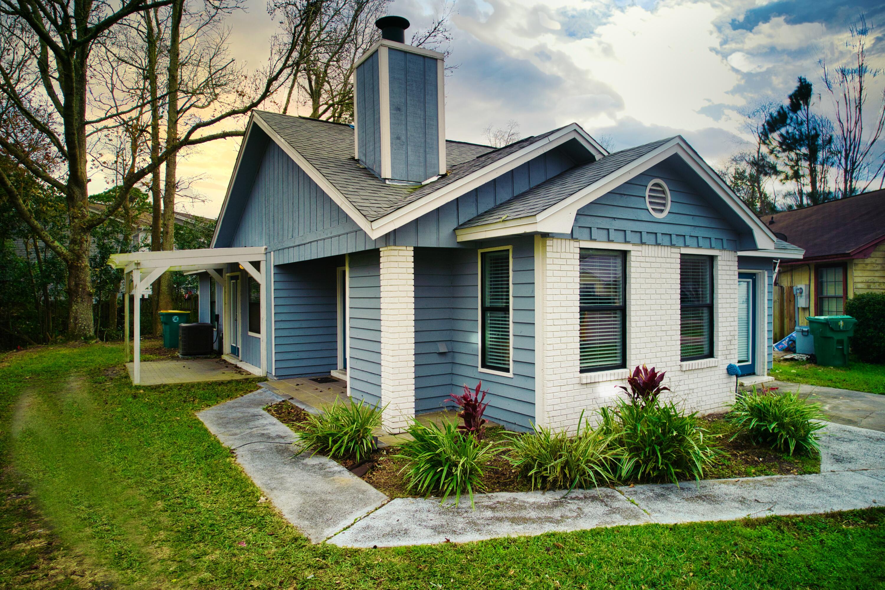 HIDDEN TRAILS PH 1 - Residential