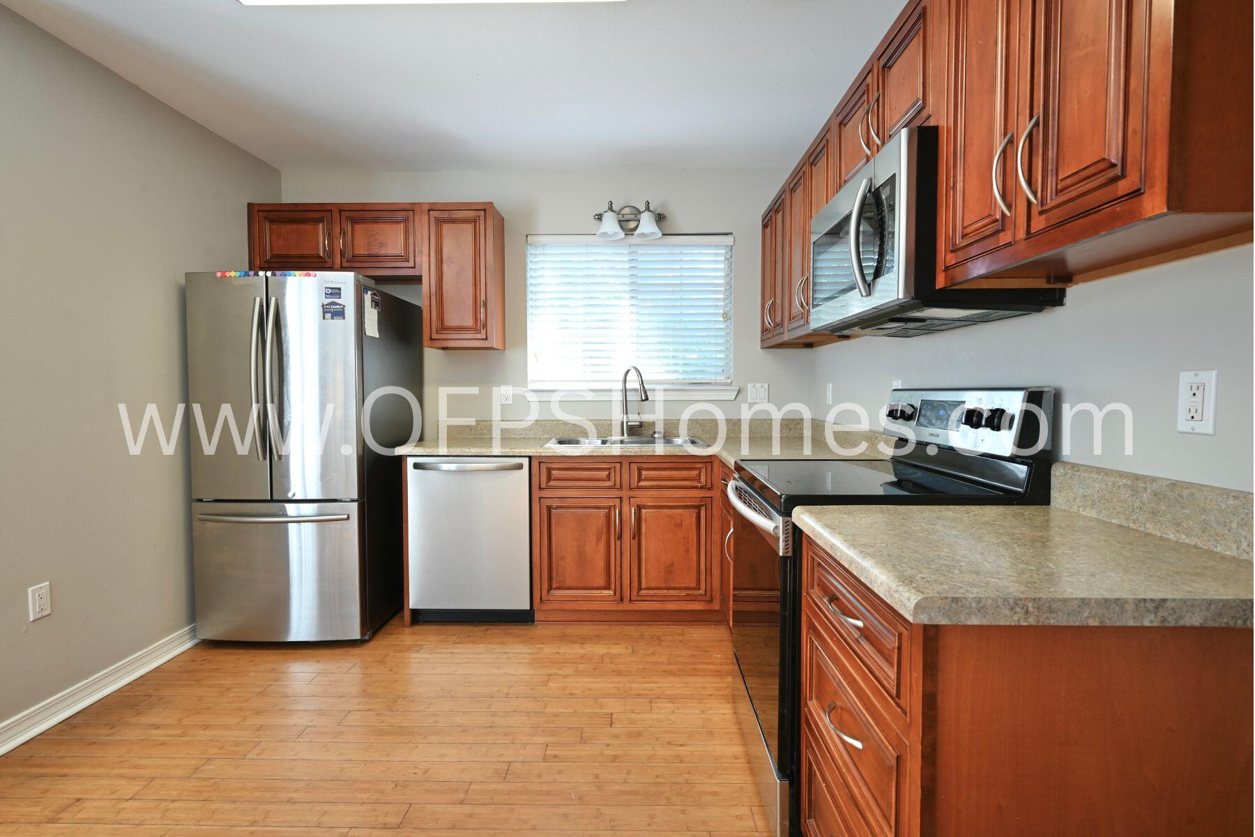 BROOKWOOD - Residential Lease