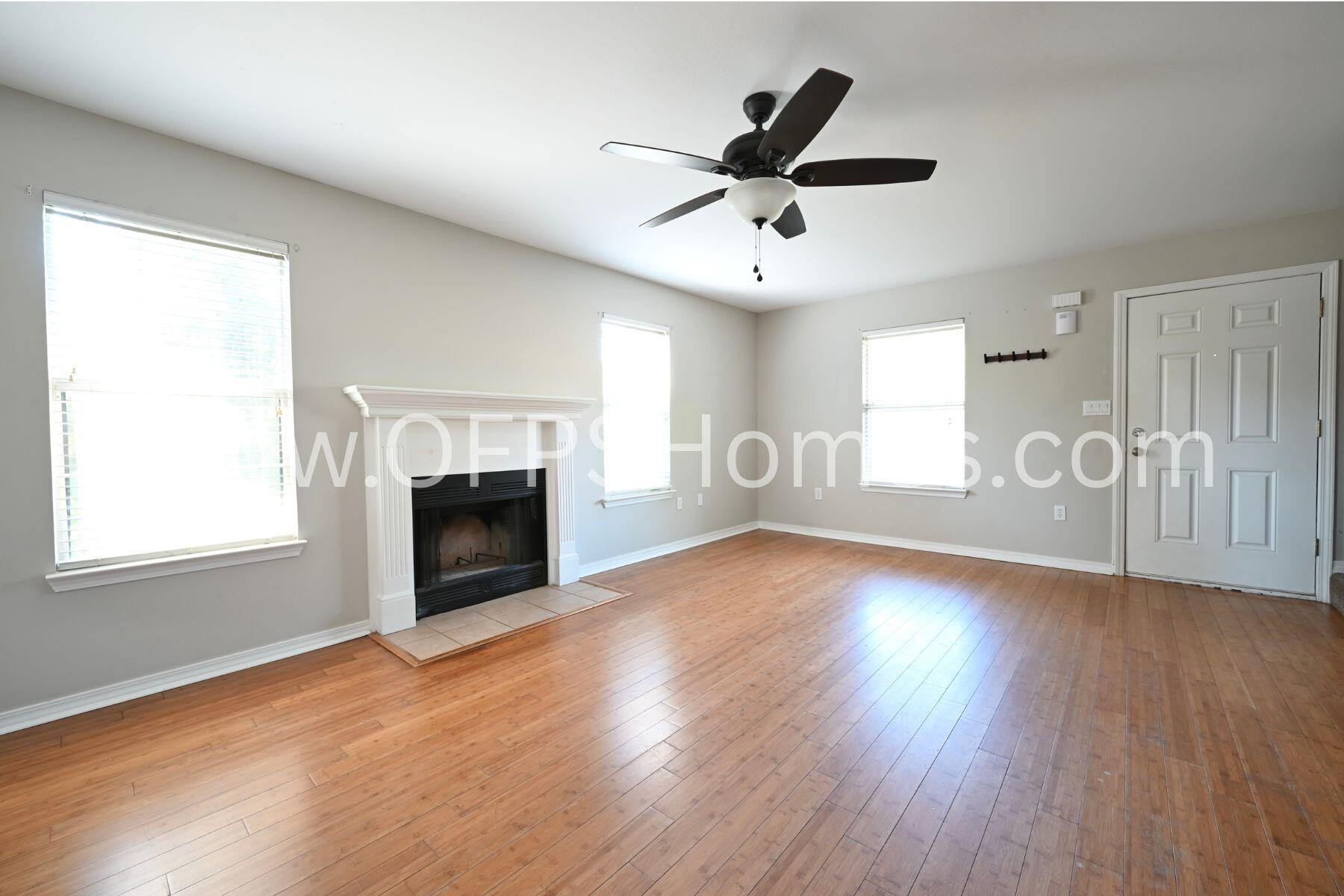 BROOKWOOD - Residential Lease