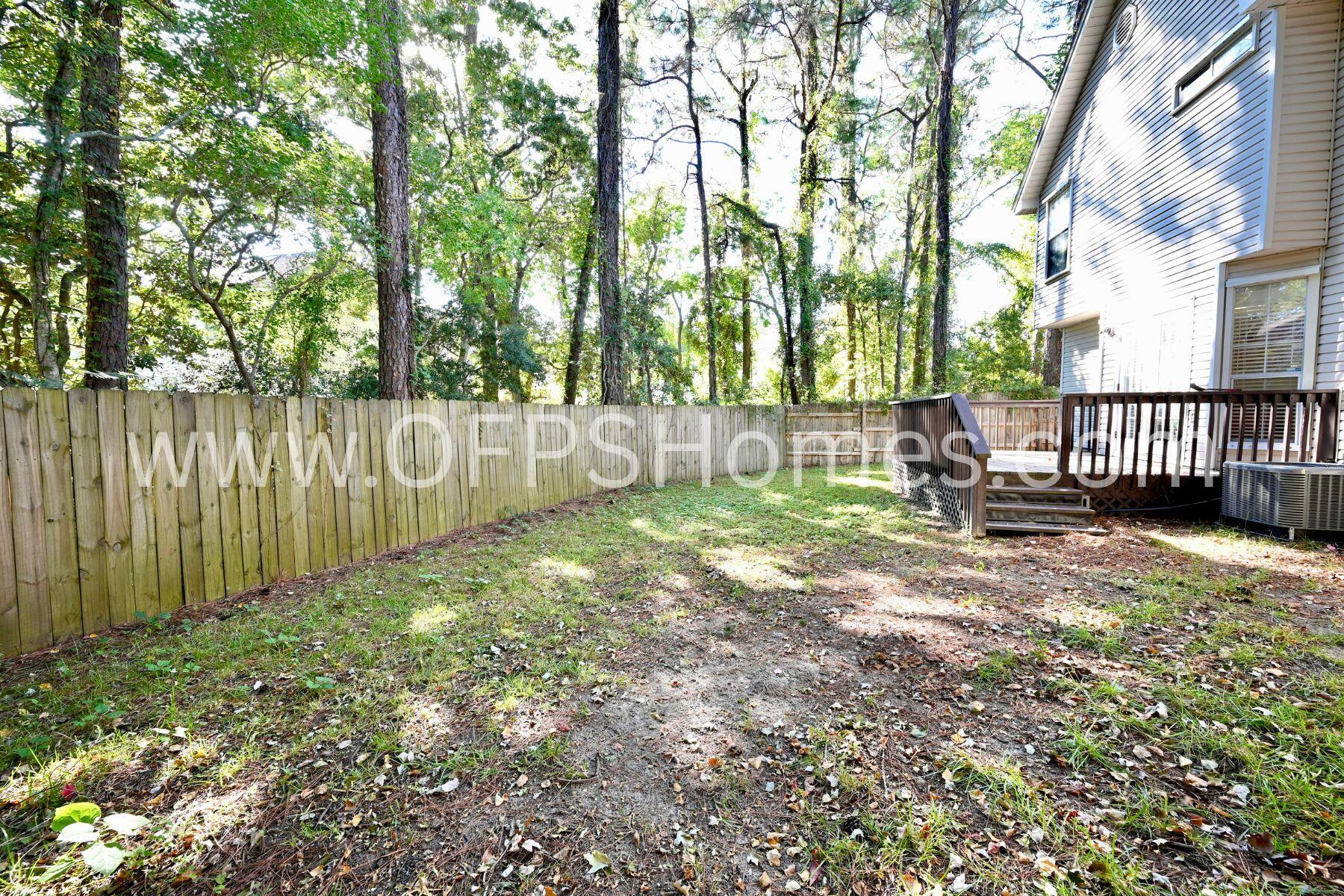 BROOKWOOD - Residential Lease